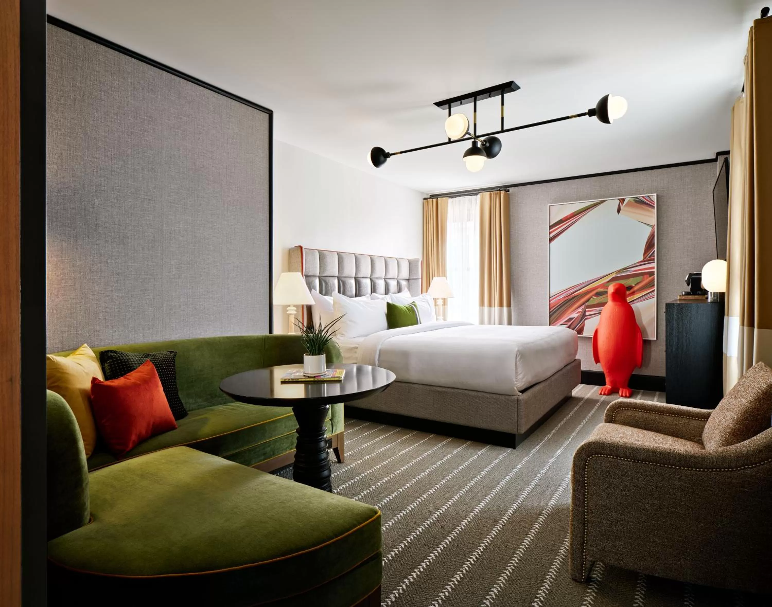 Corner King Room in 21c Museum Hotel St Louis