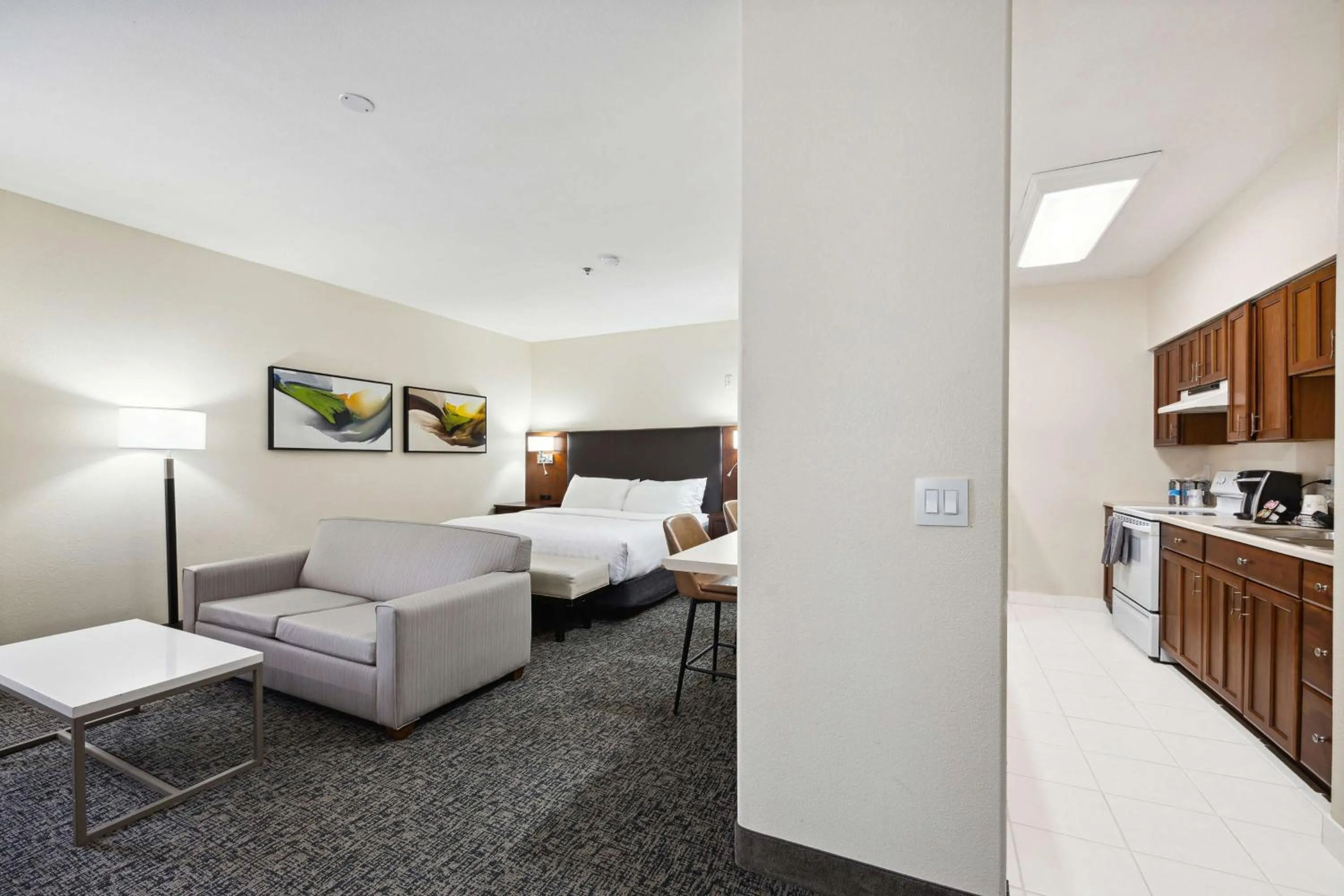 Photo of the whole room, Bed in Best Western Plus Downtown Inn & Suites