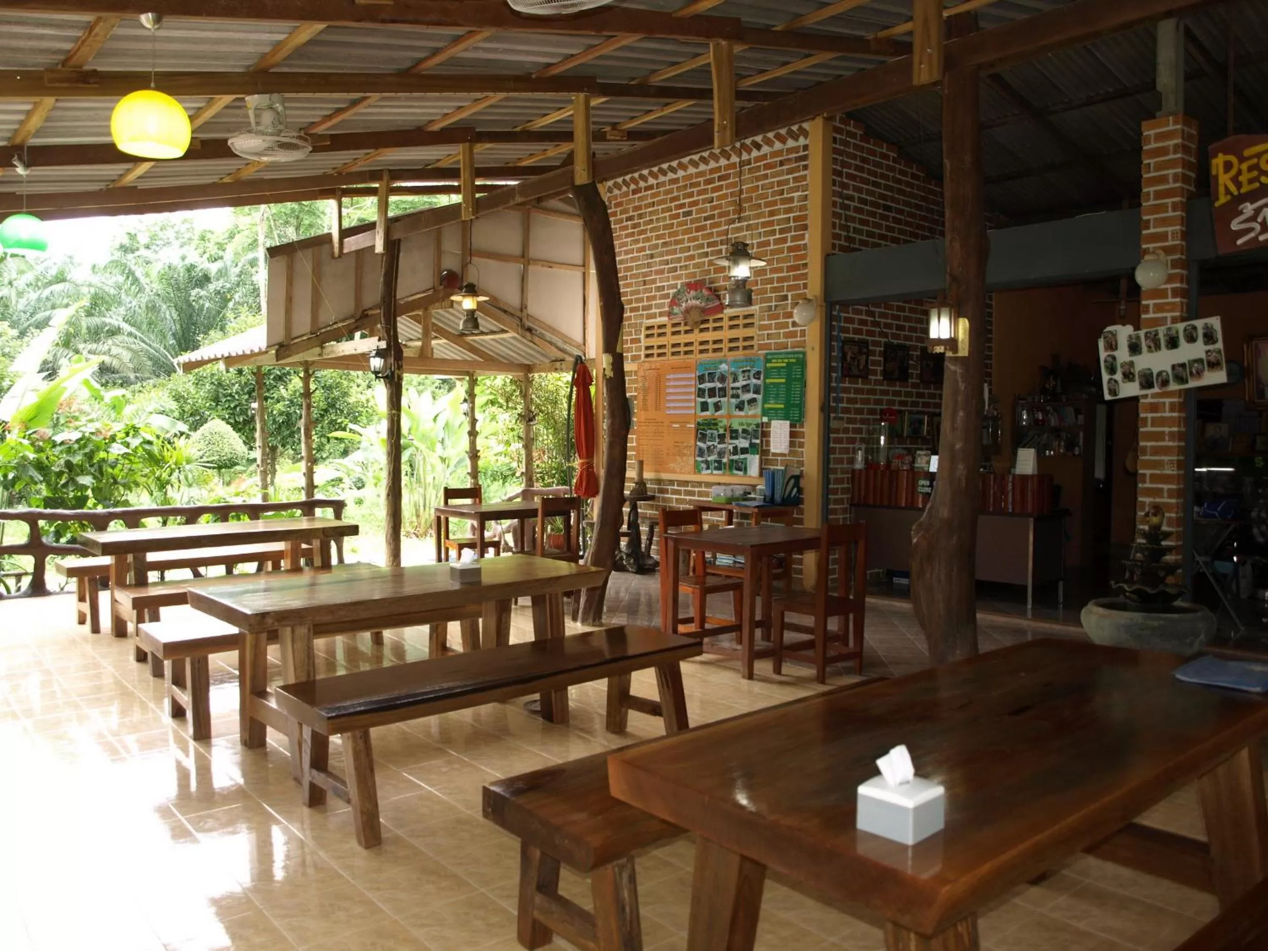Restaurant/places to eat in Khao Sok Palmview Resort