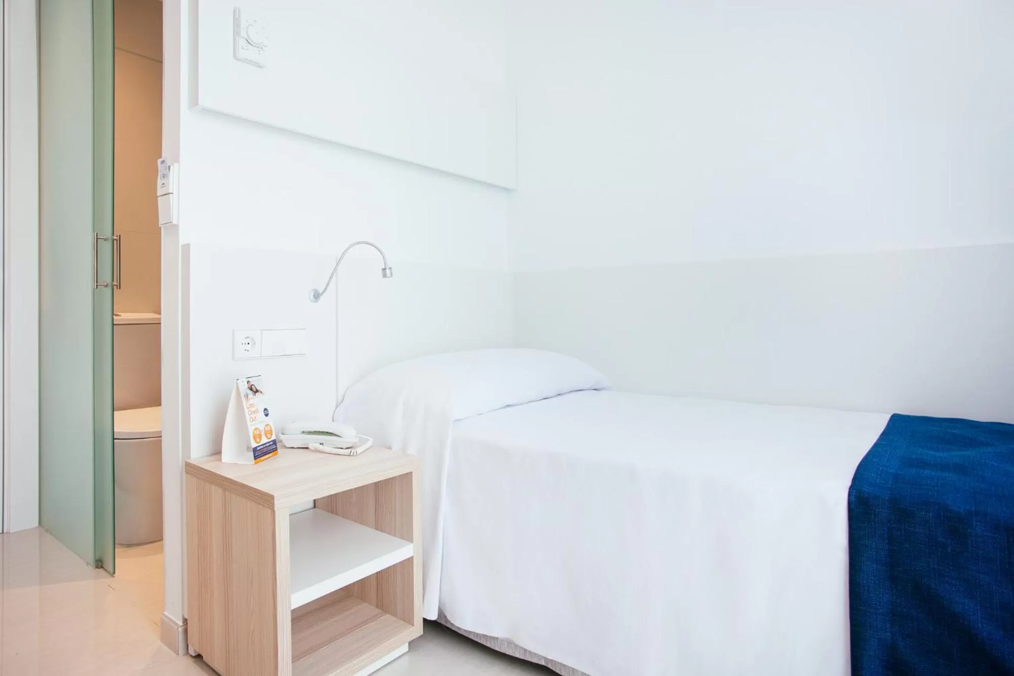 Bed in Globales Acis y Galatea