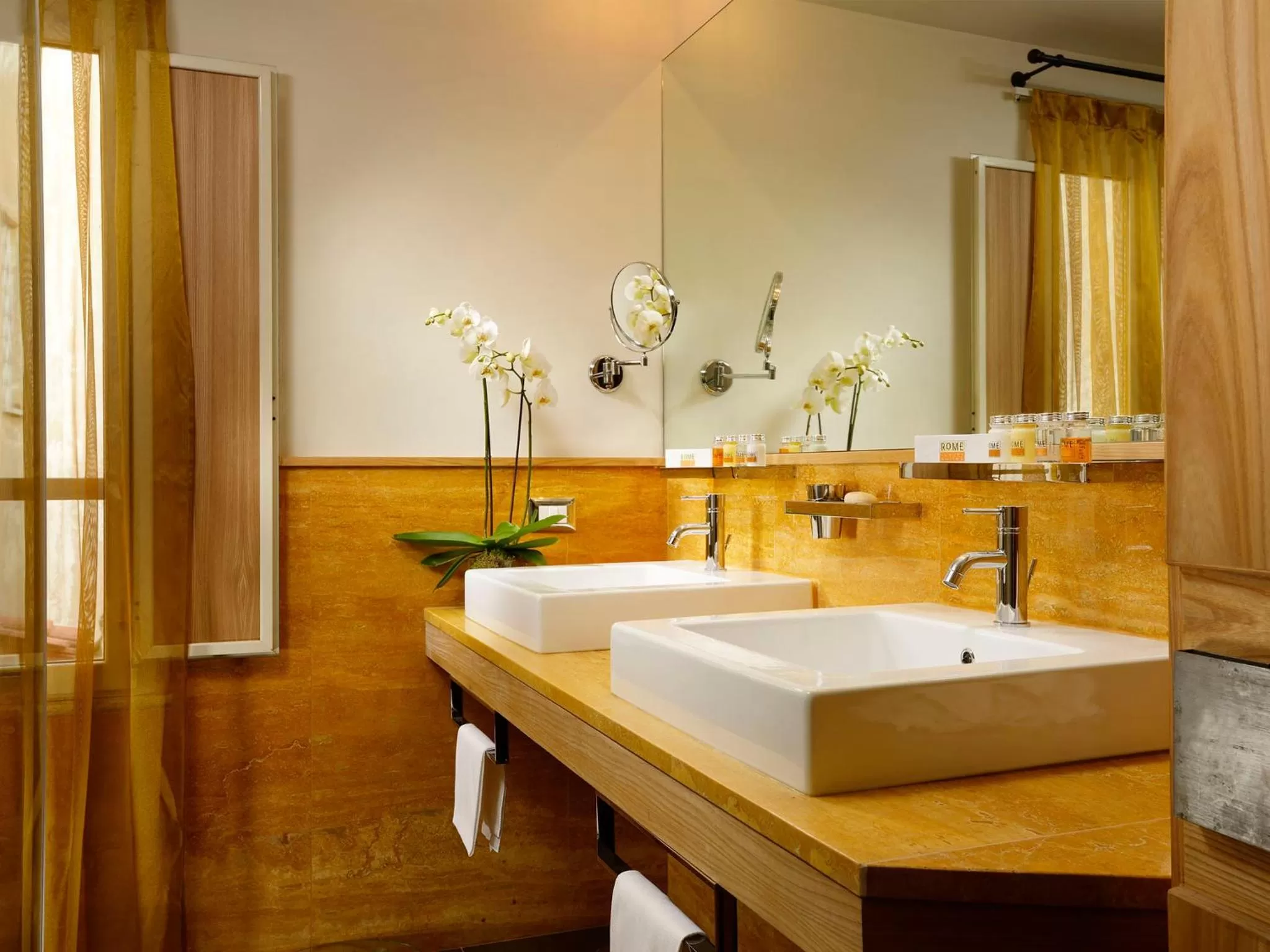 Bathroom in Babuino 181 - Small Luxury Hotels of the World