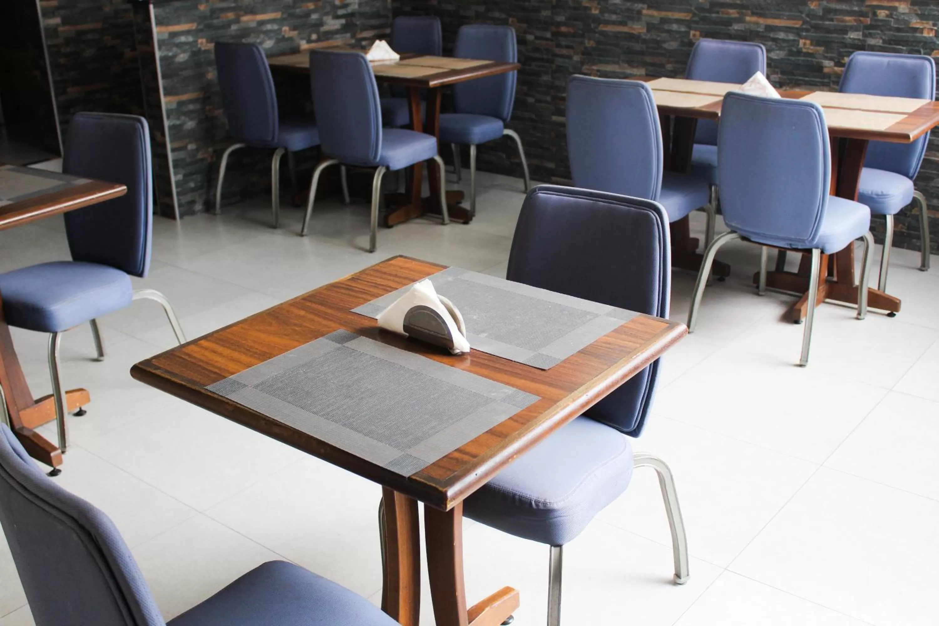 Restaurant/Places to Eat in Hotel Flor Paulista