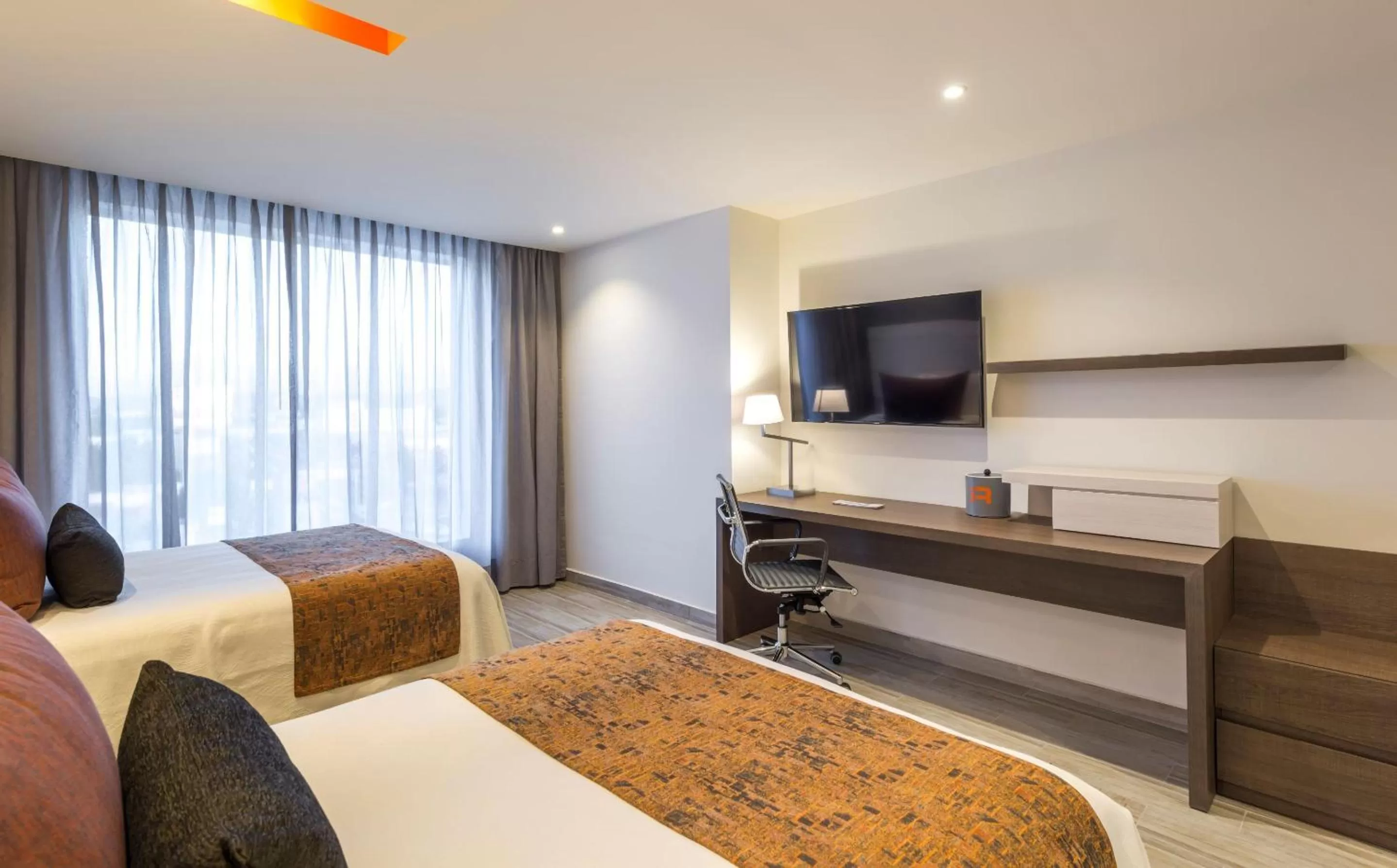 Photo of the whole room, Bed in Real Inn Celaya