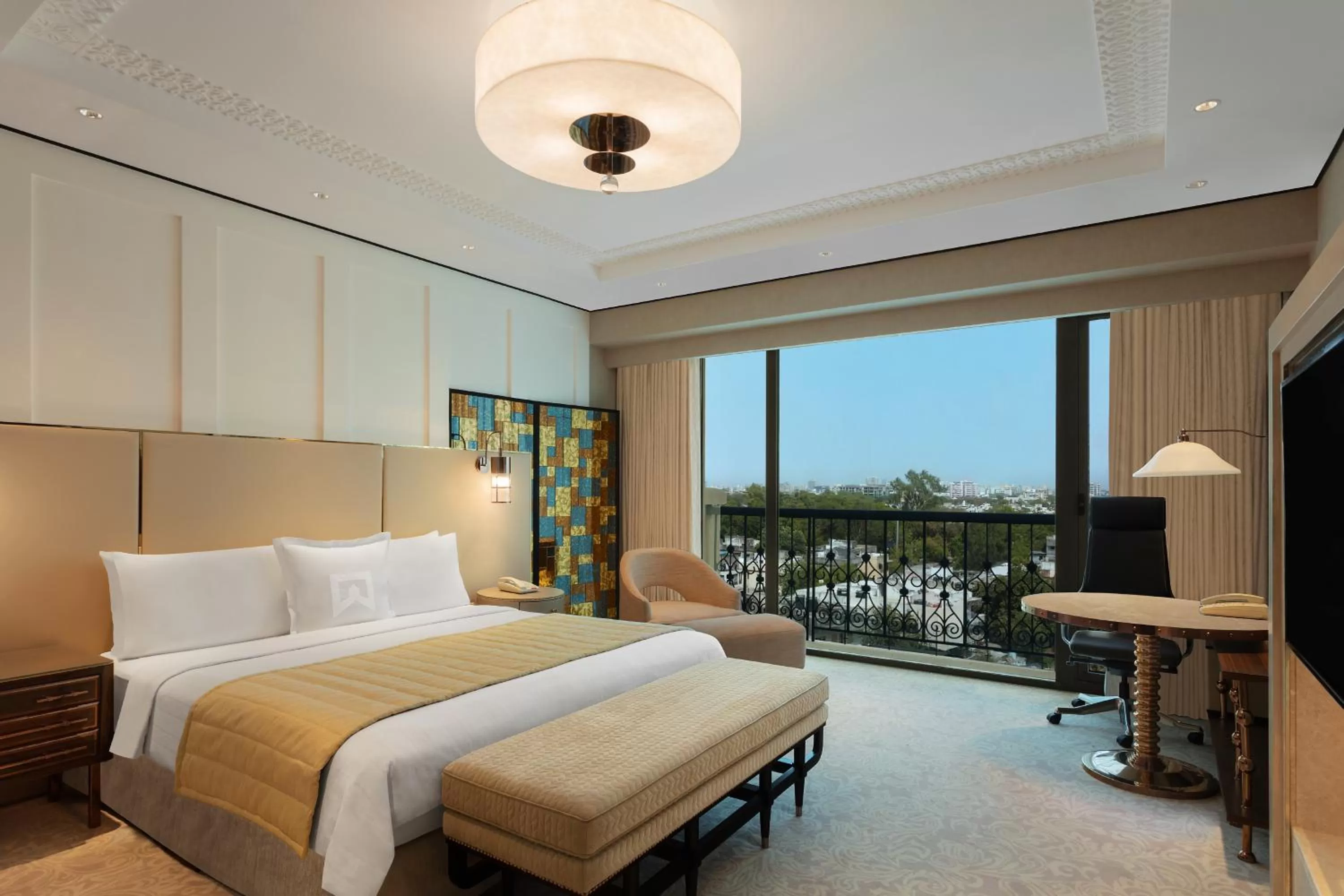 Bedroom, Bed in ITC Narmada, a Luxury Collection Hotel, Ahmedabad