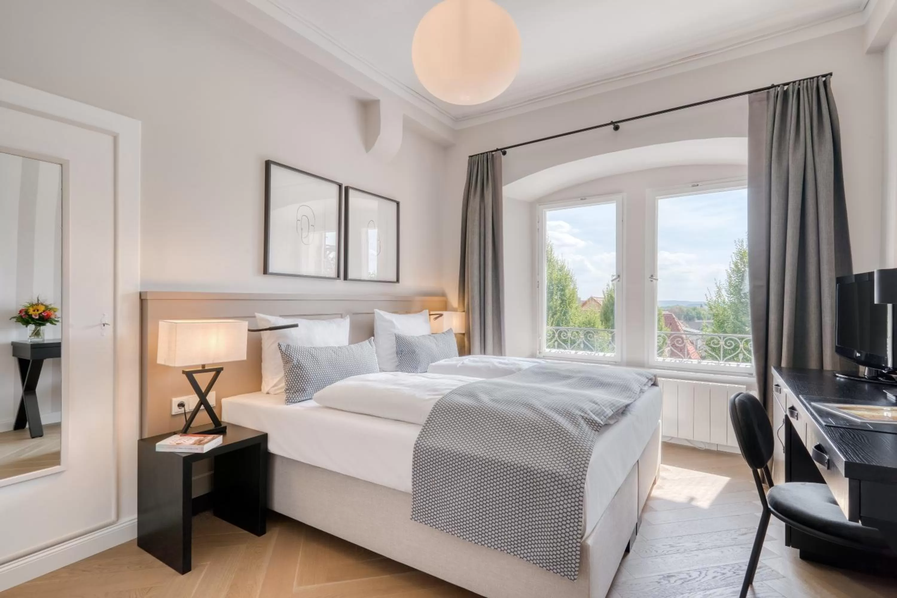 Photo of the whole room, Bed in Hotel Eisenhut