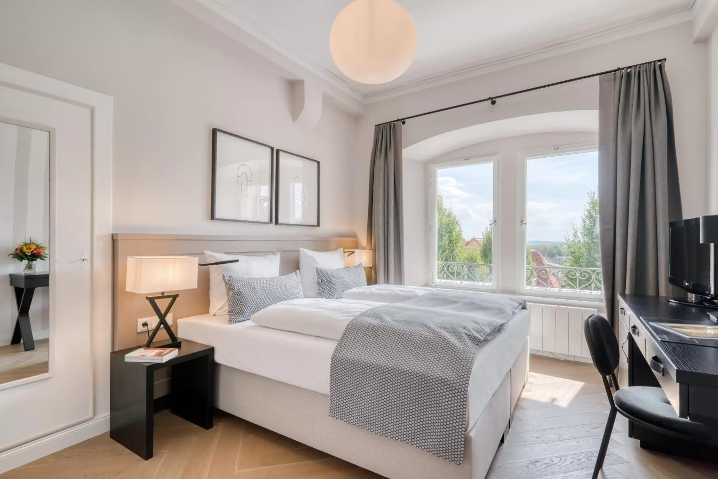 Deluxe Double Room in Hotel Eisenhut Deluxe Double Room in Hotel Eisenhut