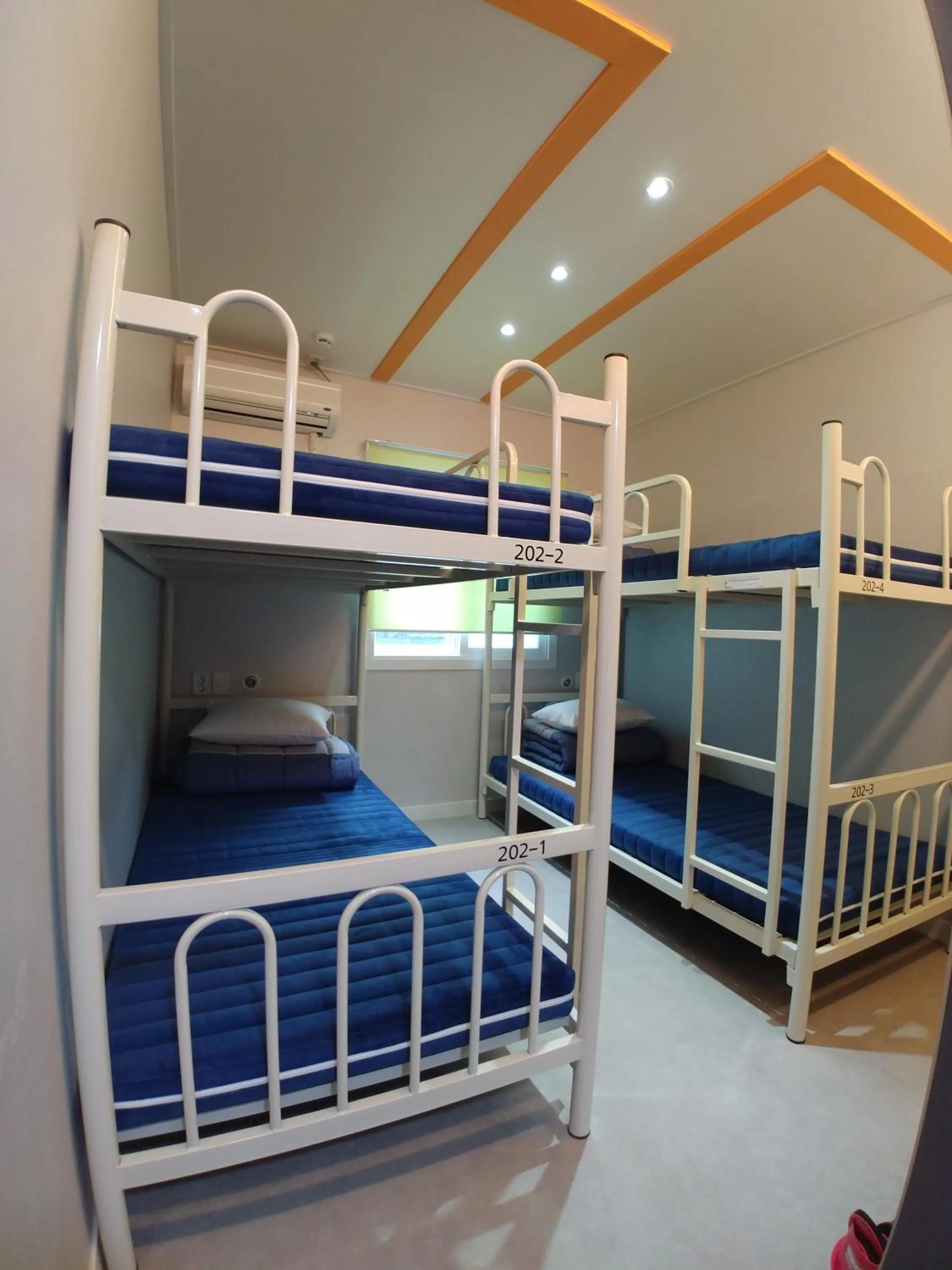 bunk bed, Bed in Bomgoro Guesthouse