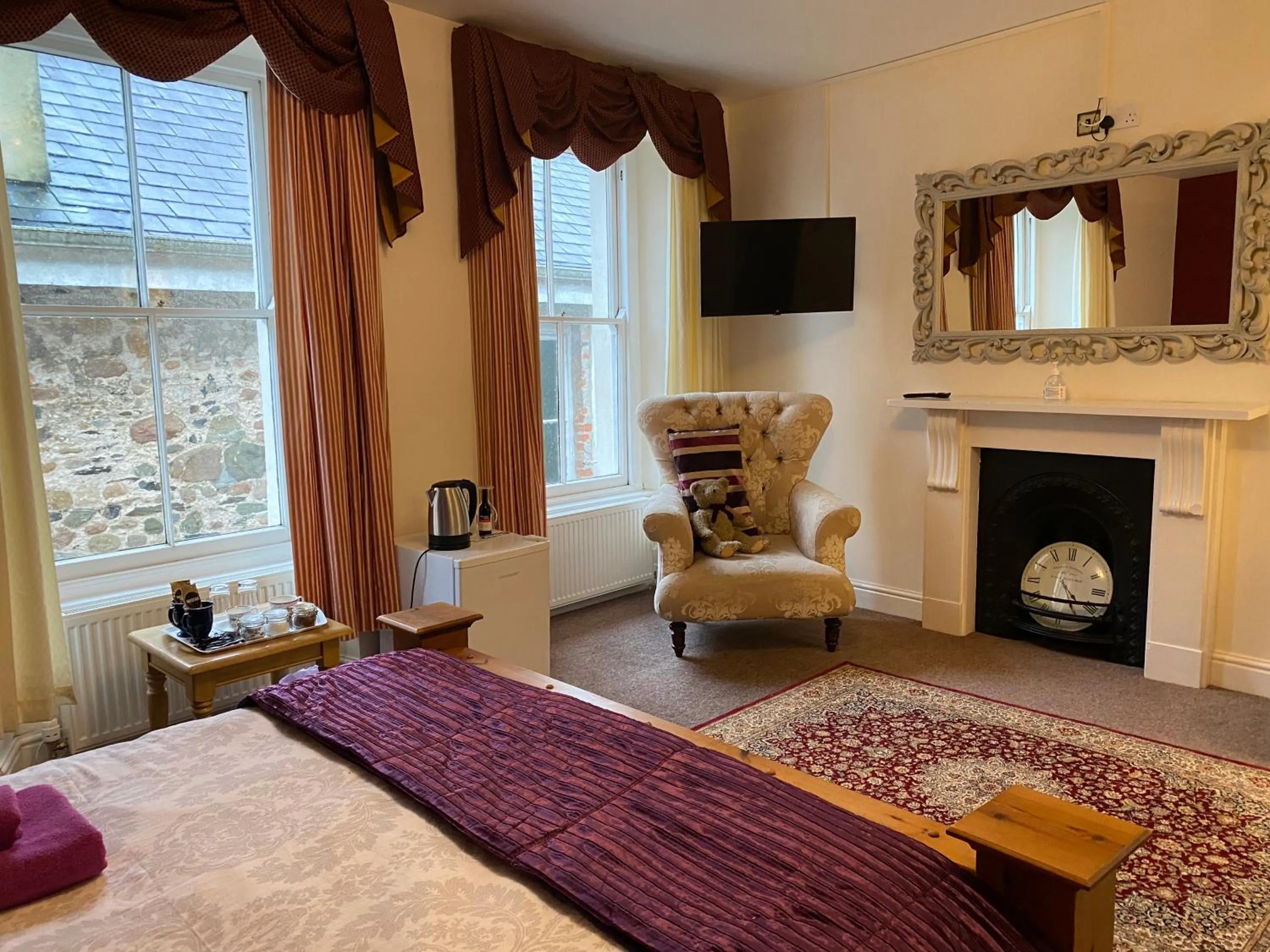 Seating area, Bed in Station House, Dartmoor and Coast located, Village centre Hotel