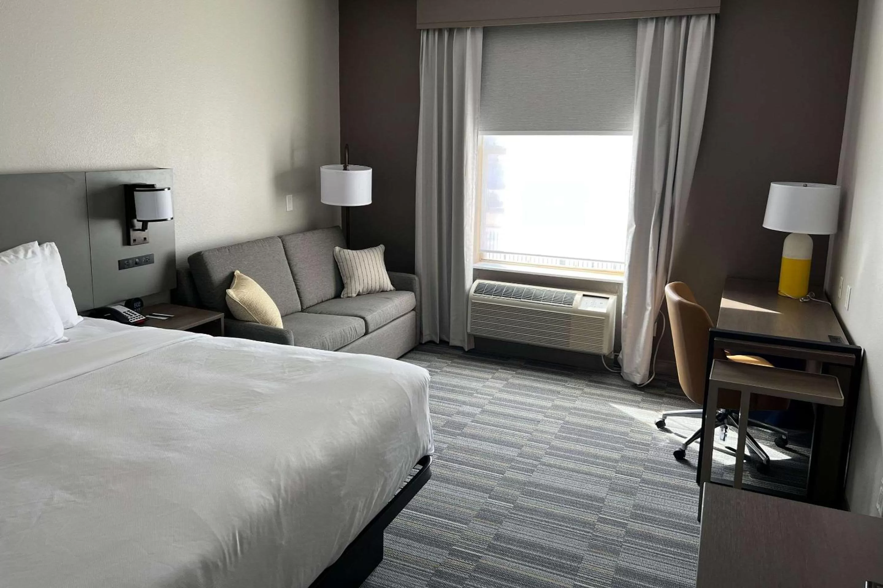 King Room with Jacuzzi - Non Smoking in Comfort Inn & Suites