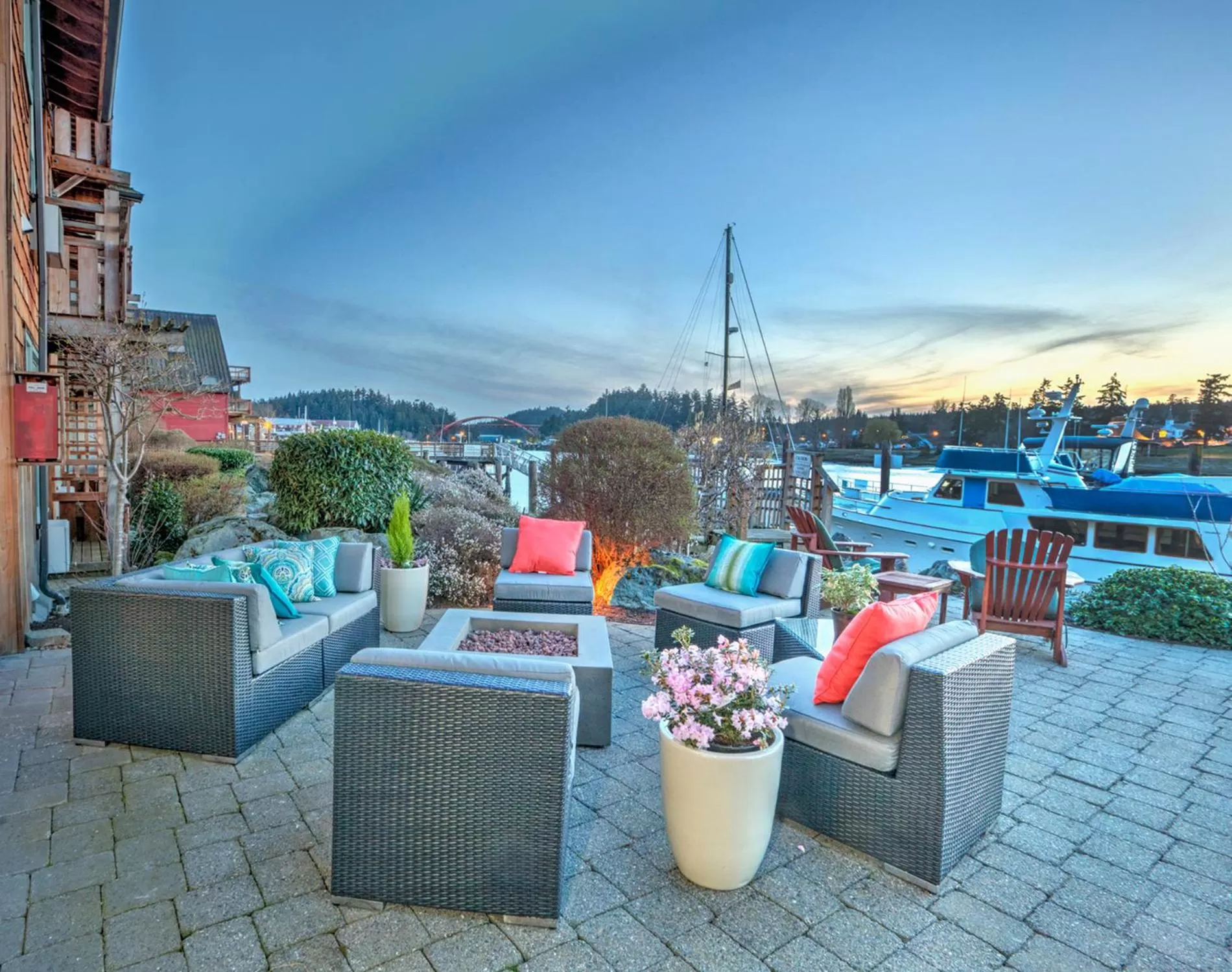 Patio in La Conner Channel Lodge