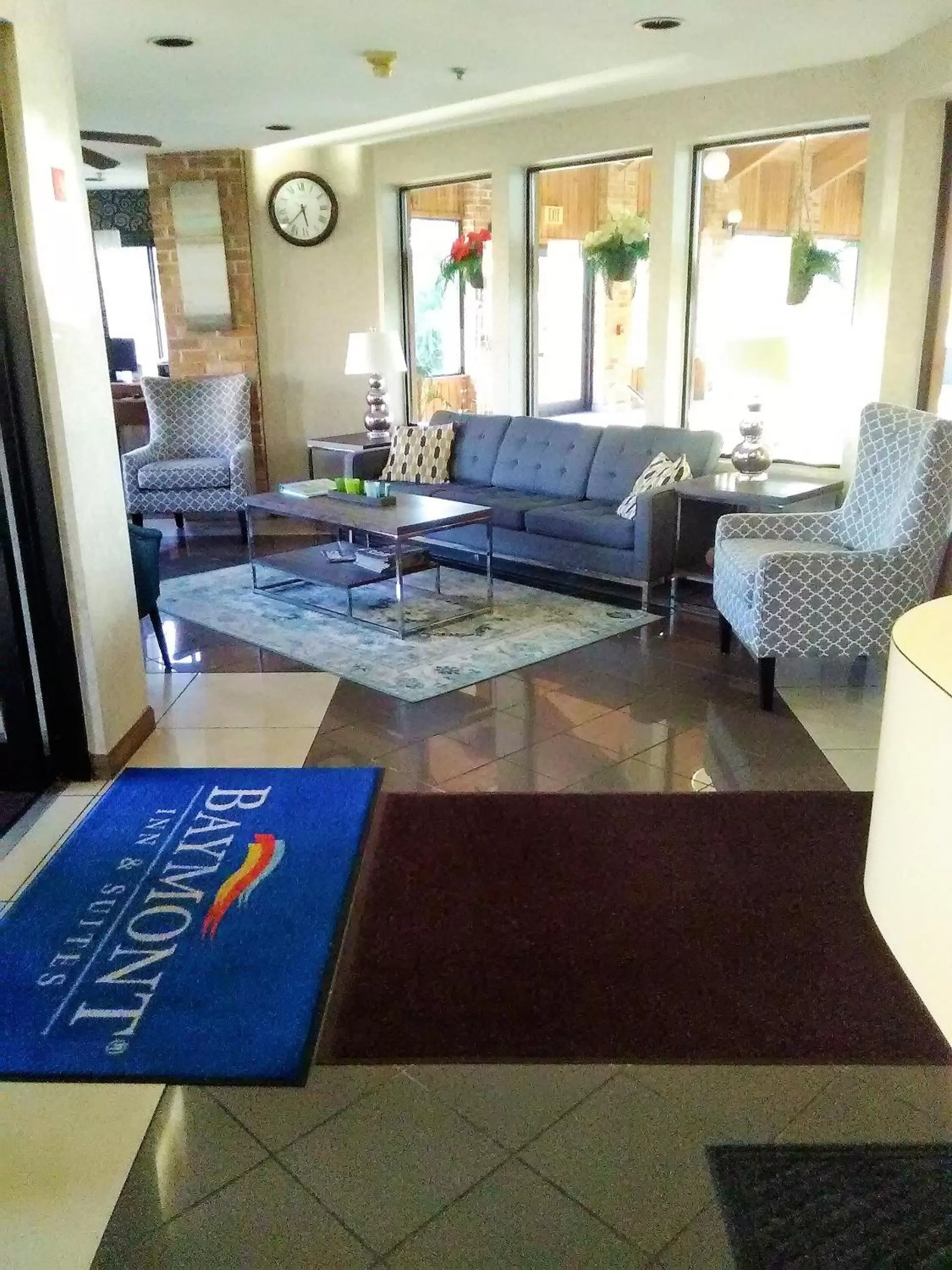 Lobby or reception in Baymont by Wyndham Battle Creek Downtown