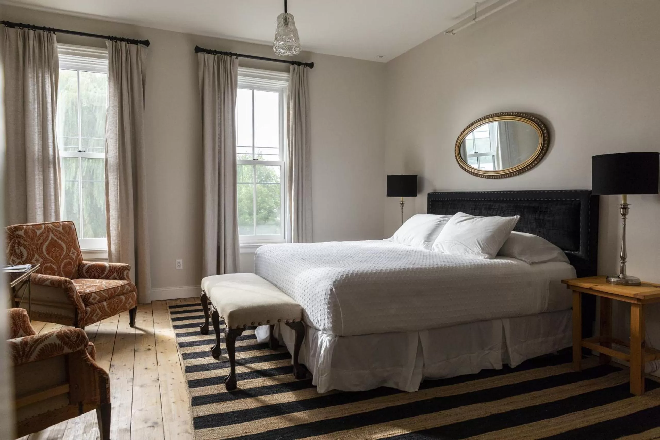 Standard King Room in Stewart House Hotel