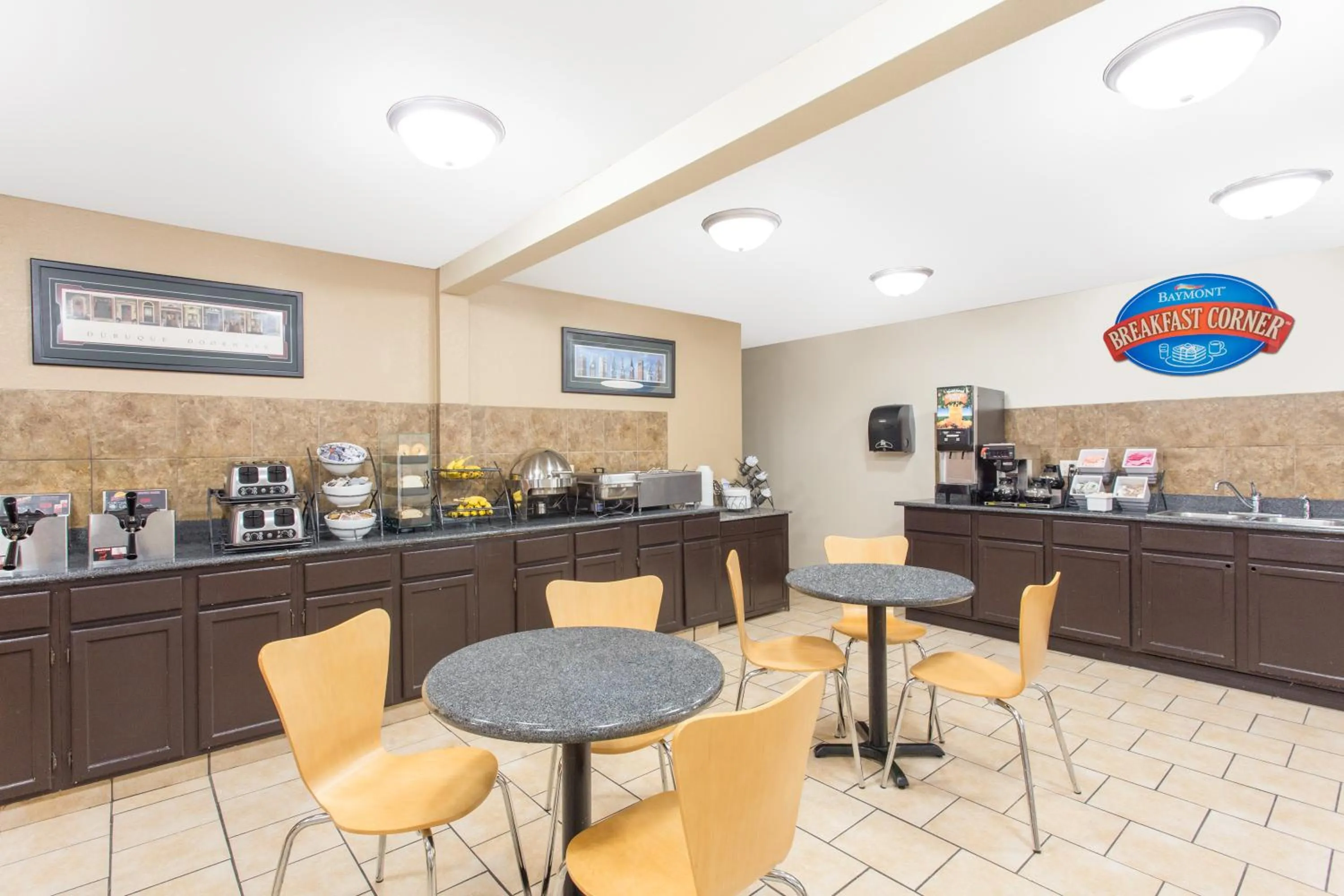 Food in Baymont by Wyndham Dubuque