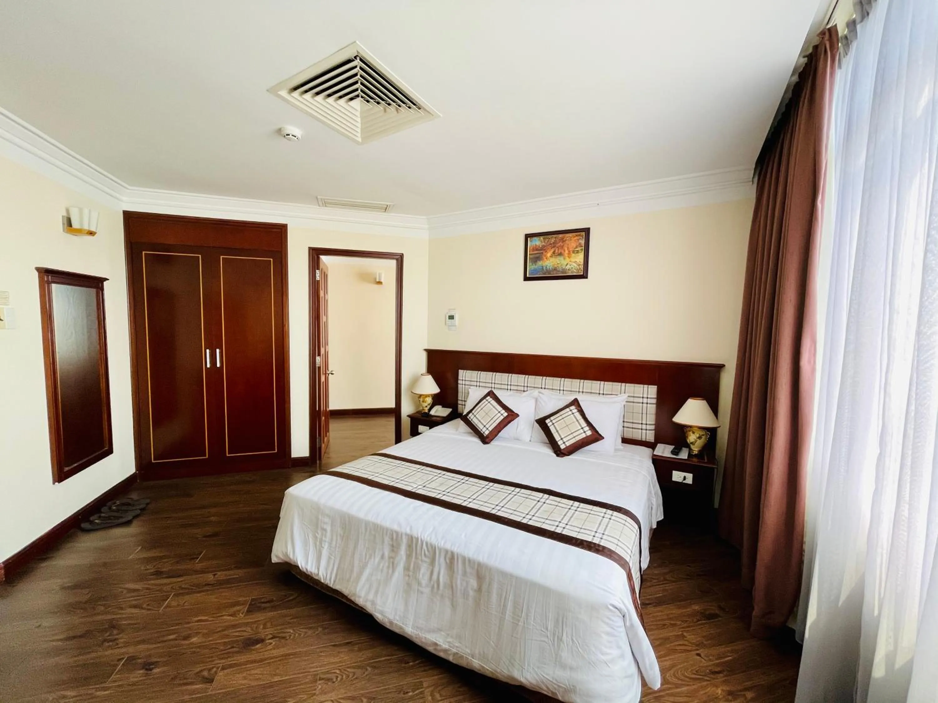 Bedroom, Bed in Sai Gon Phu Yen Hotel