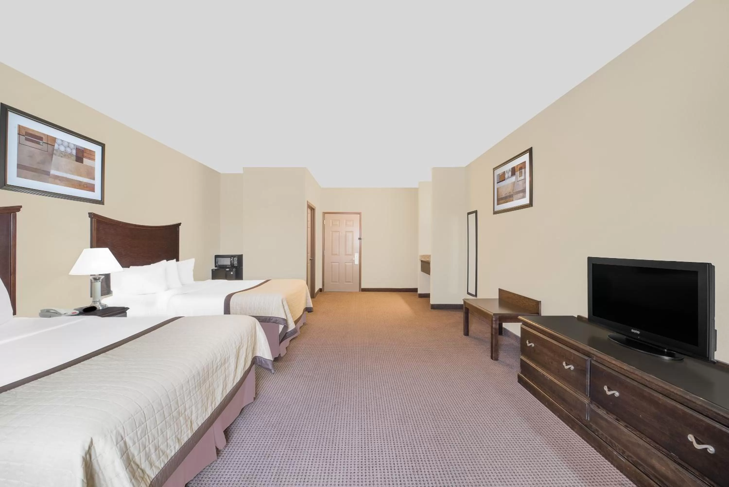 Bed in Baymont by Wyndham Snyder