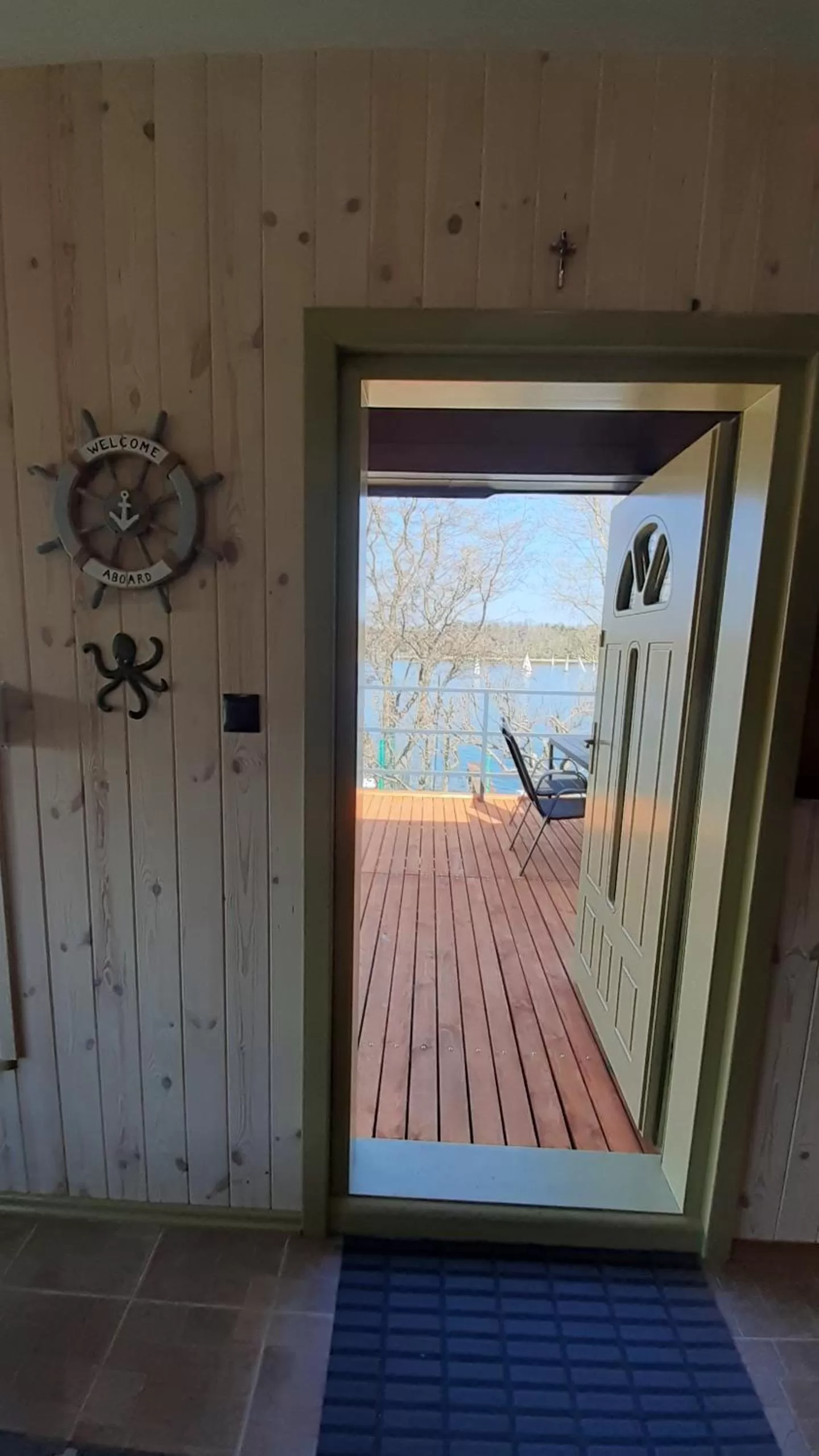 Property building in Port Jeziorak