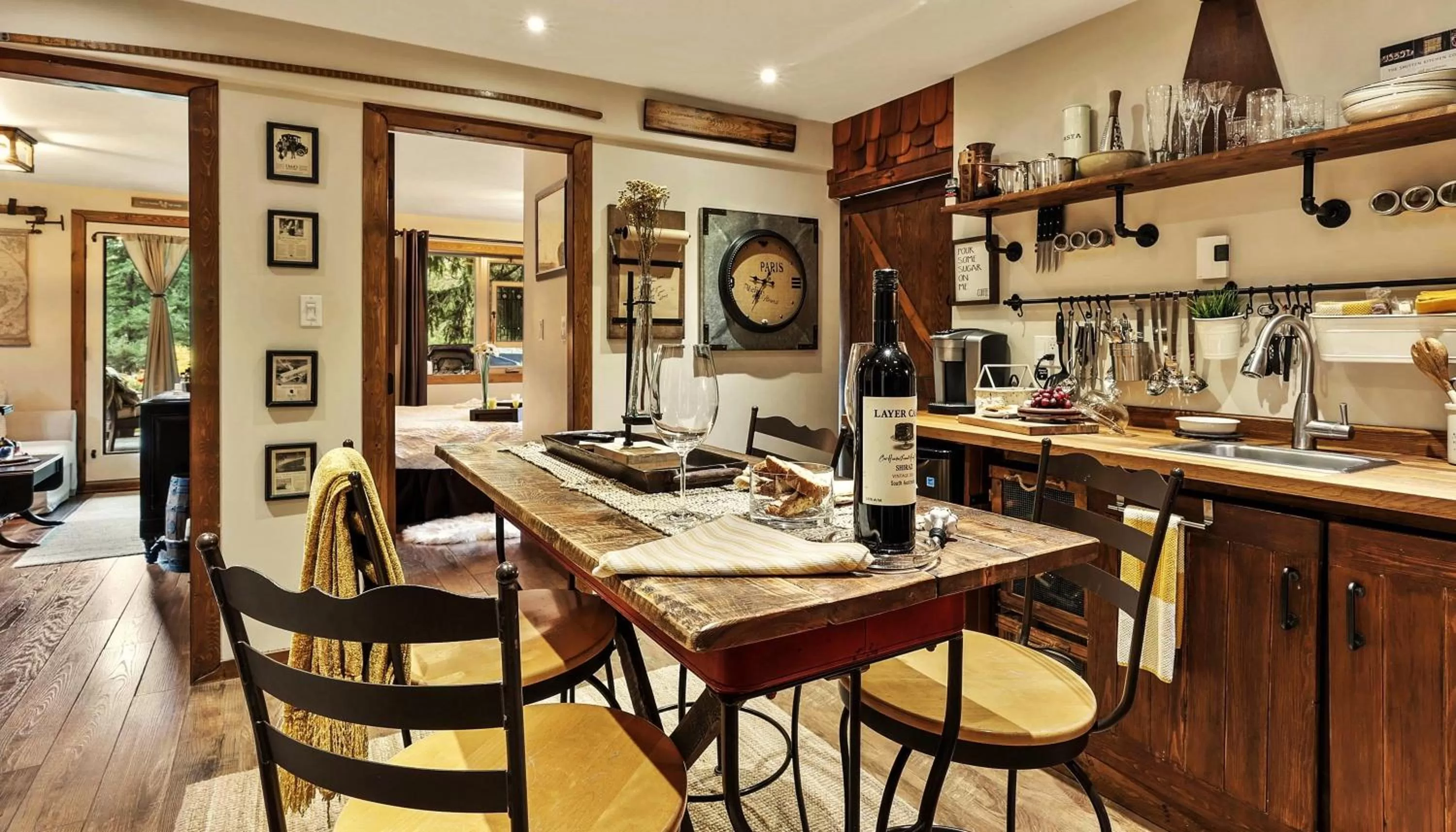 Dining area in A Suite Retreat - Beyond Bed & Breakfast