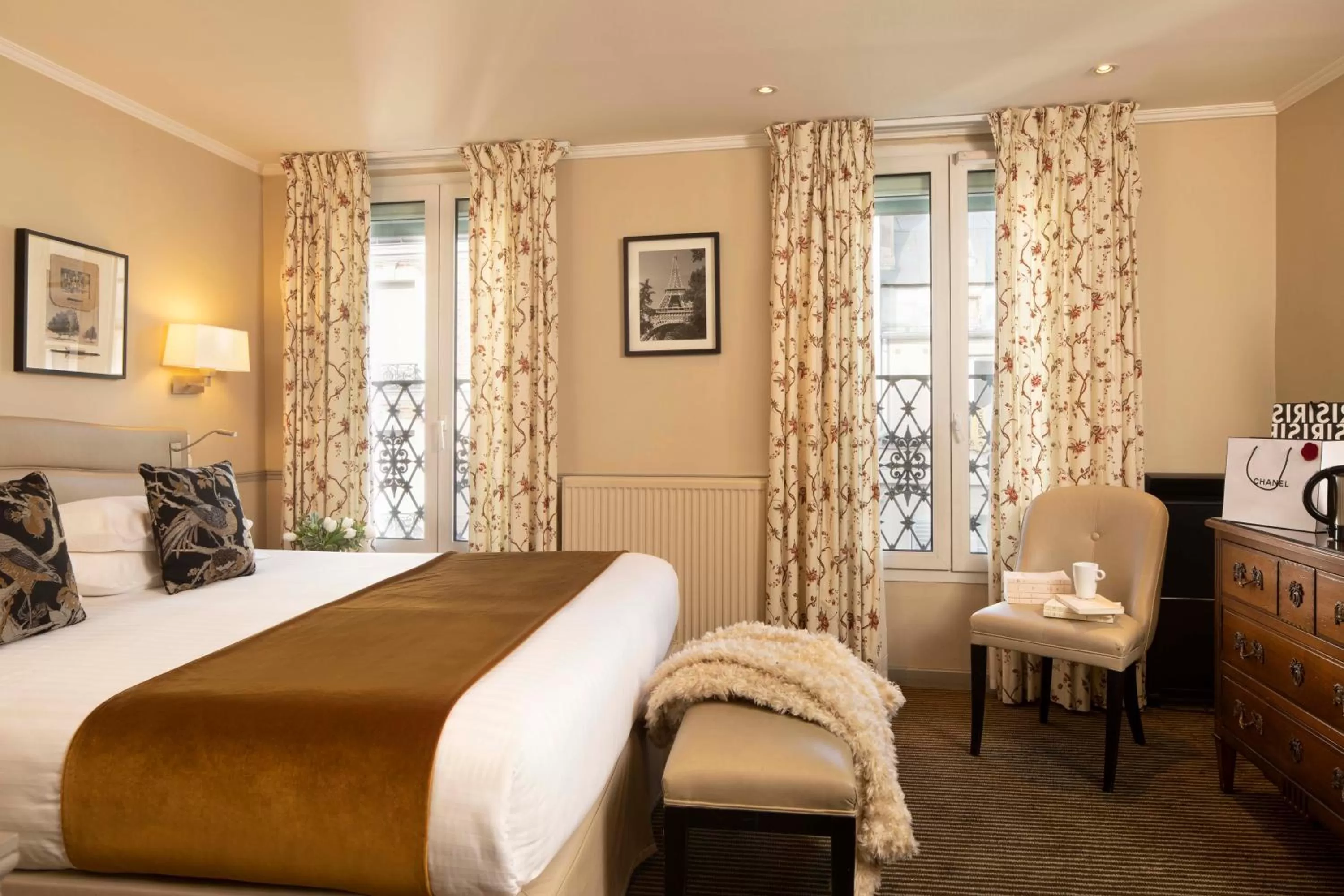 Bed in Hotel Relais Bosquet by Malone