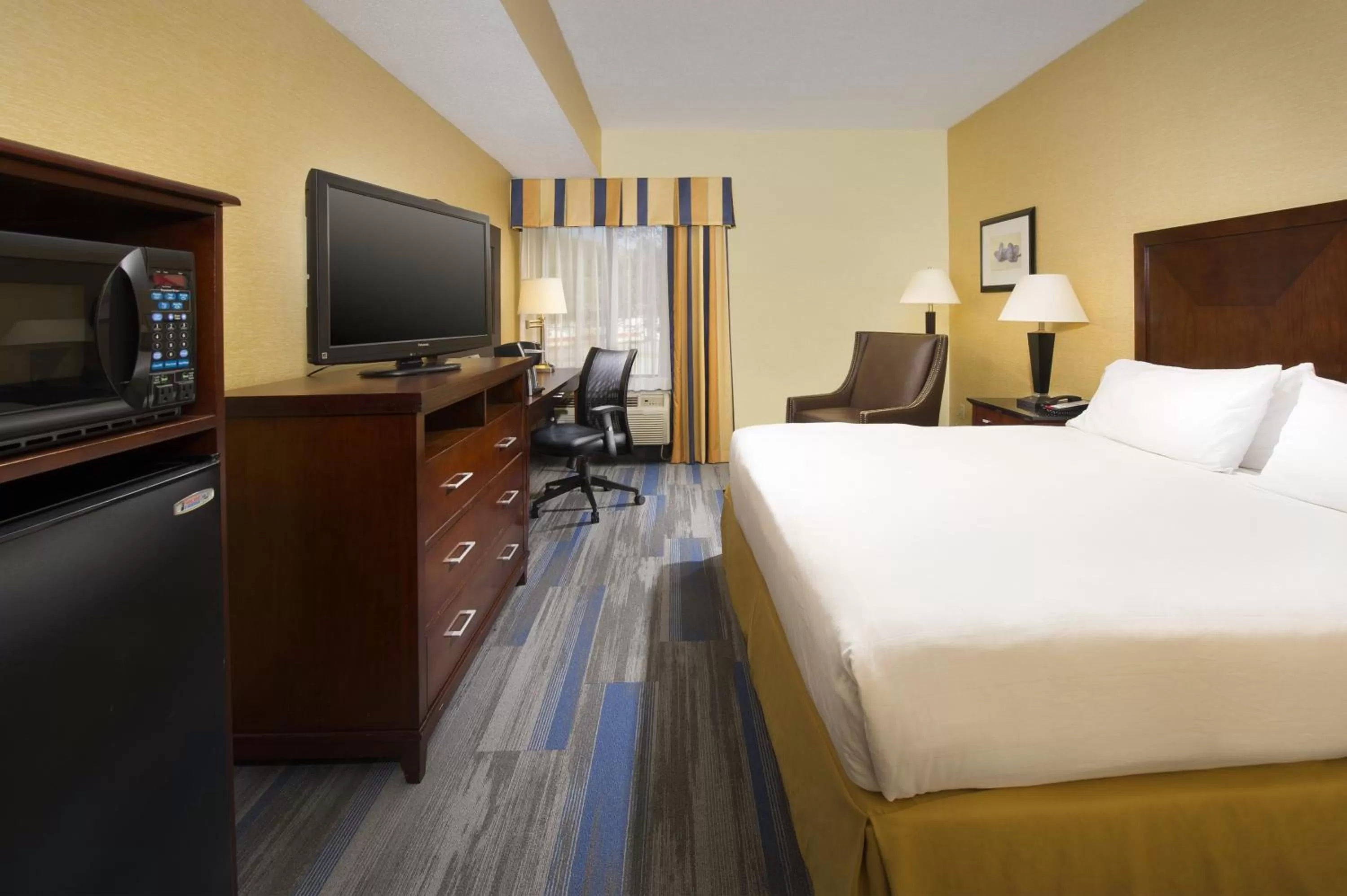 King Room - Disability Access in Holiday Inn Express Washington DC-BW Parkway, an IHG Hotel