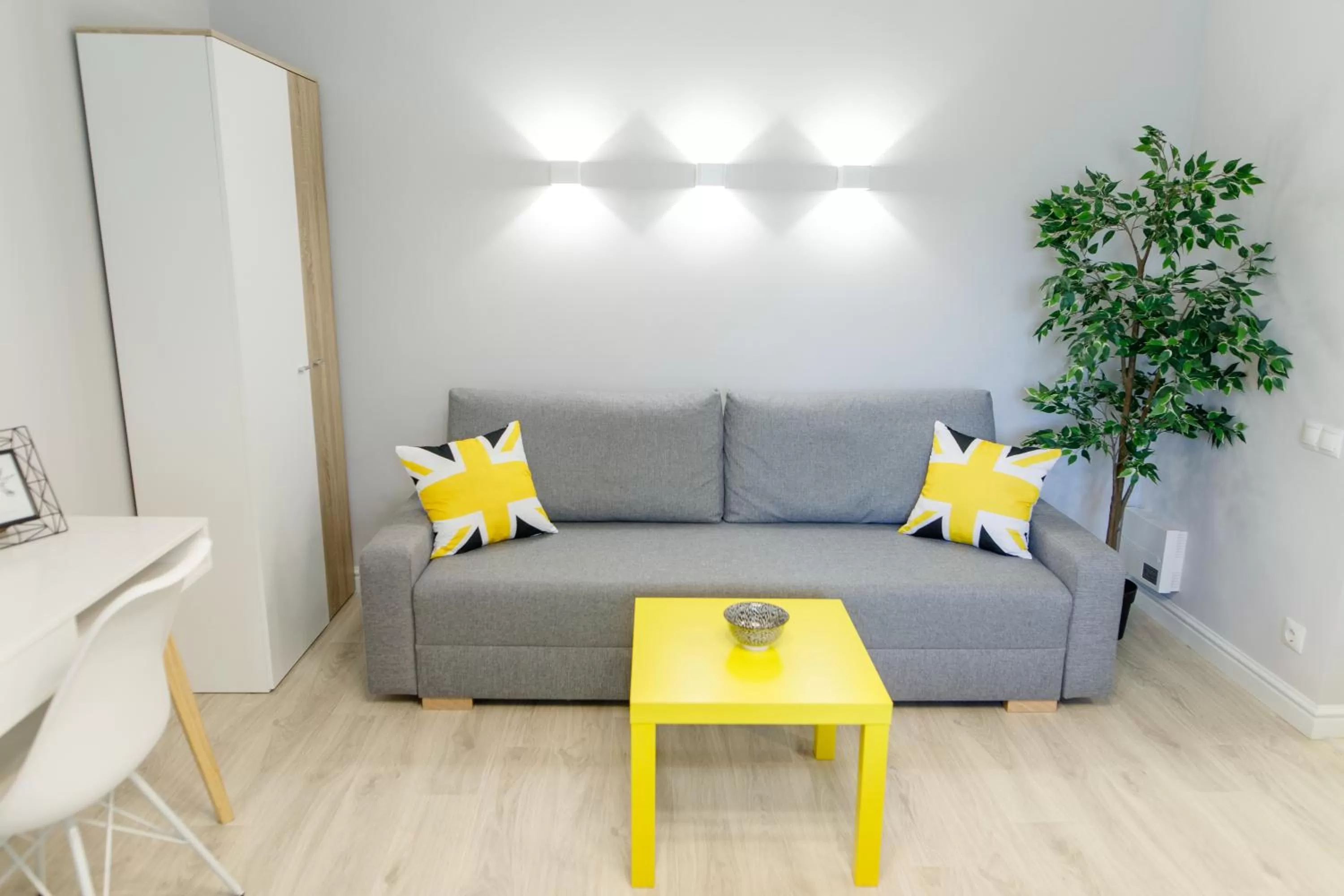 Bedroom in Apart-Hotel LAVINA з ДЖАКУЗІ