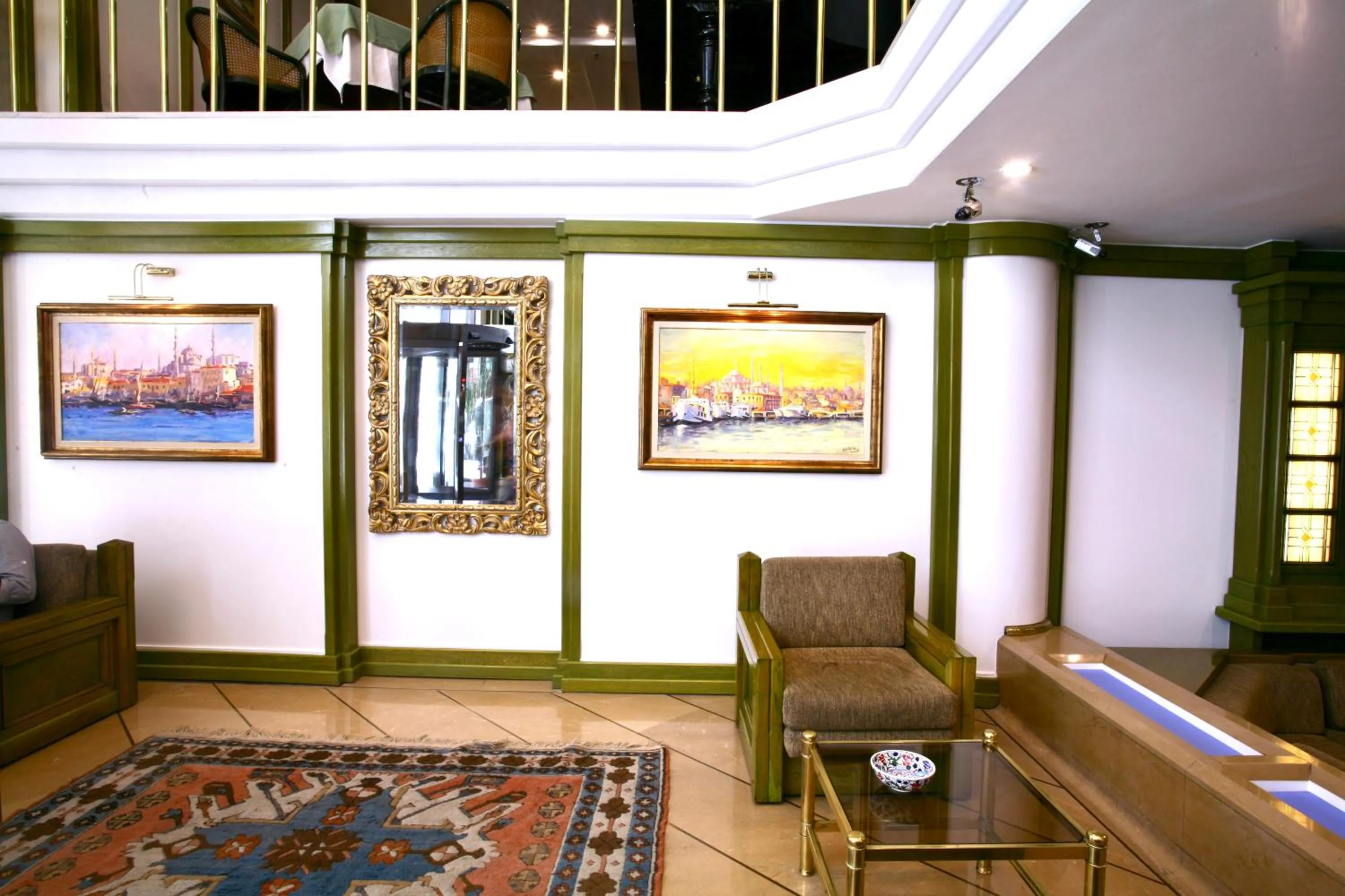 Lobby or reception in Istanbul Royal Hotel