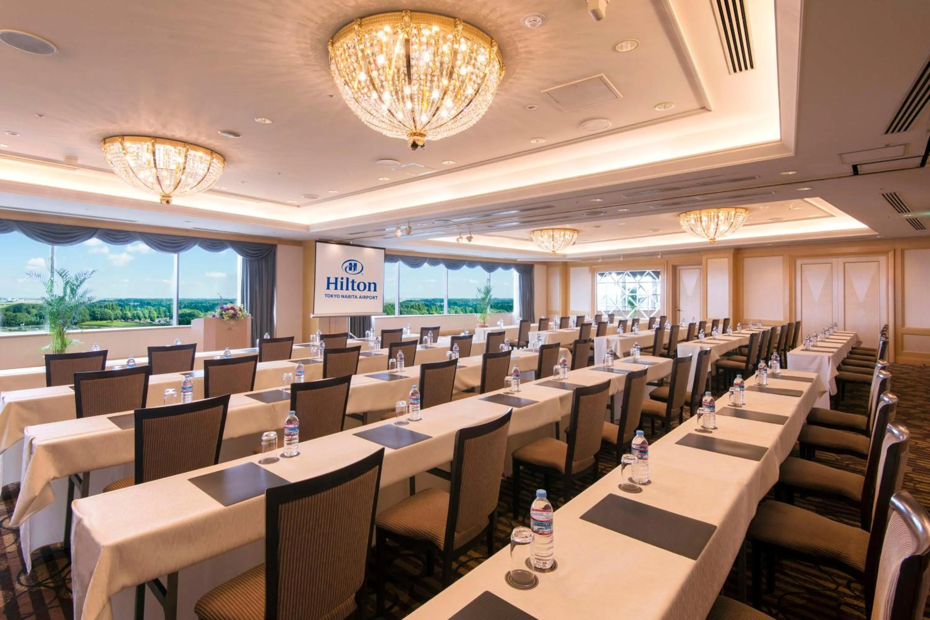 Meeting/conference room in Hilton Tokyo Narita Airport