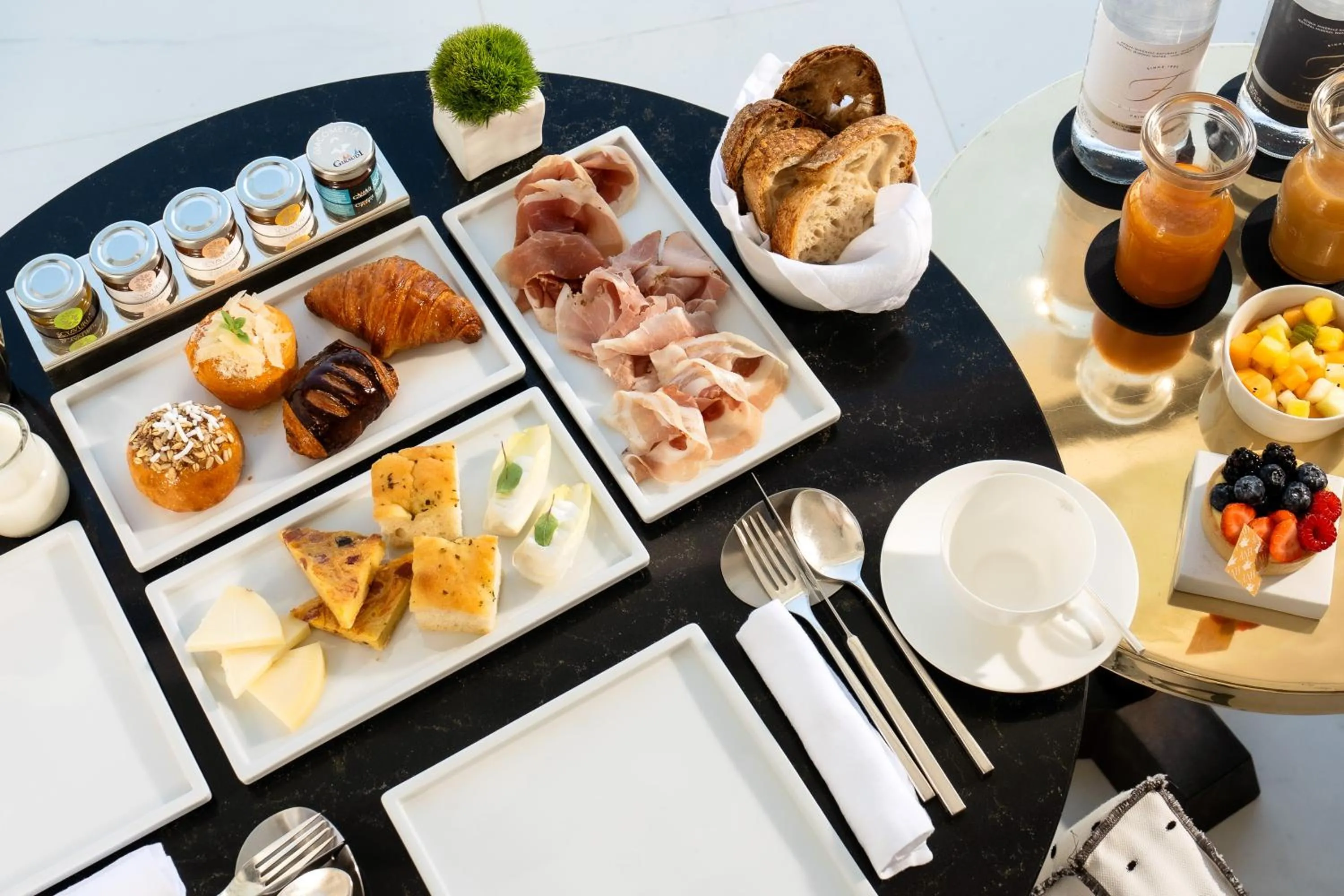 Breakfast in Hotel Villa Franca