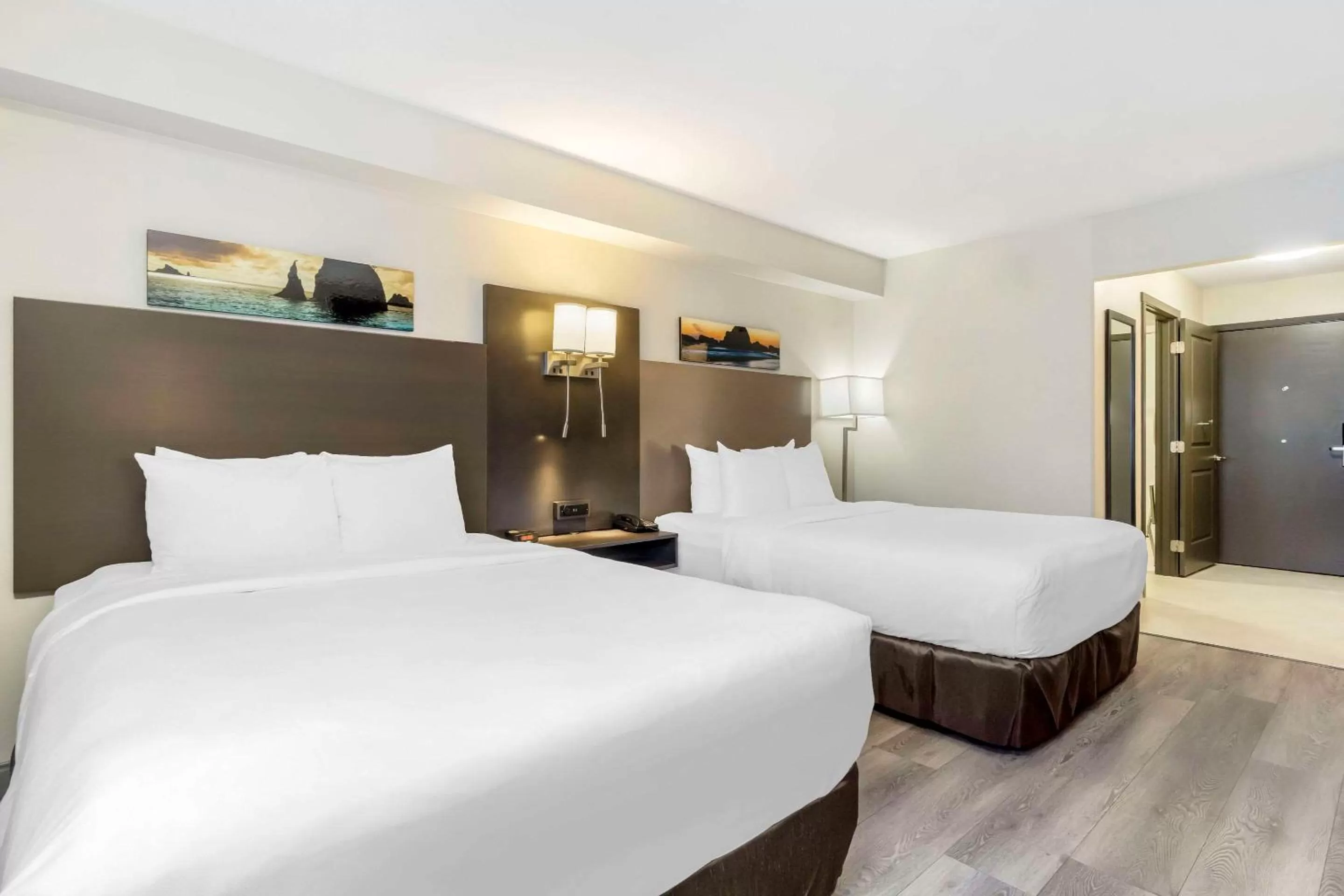 Bedroom, Bed in Comfort Inn & Suites Pacific - Auburn