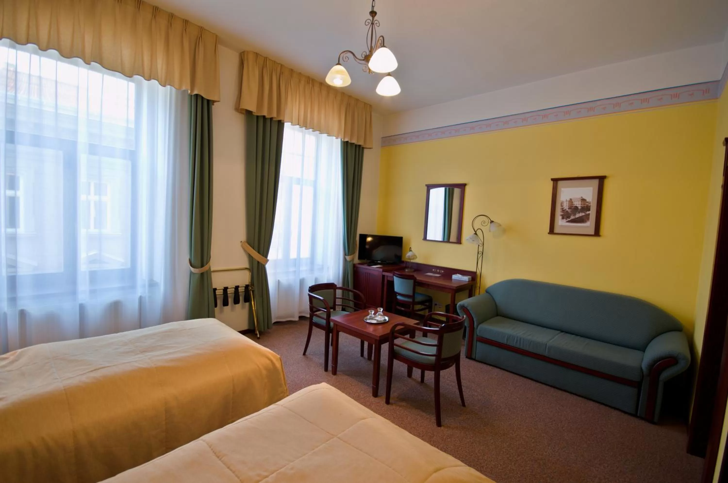Photo of the whole room, Bed in Grandhotel Garni