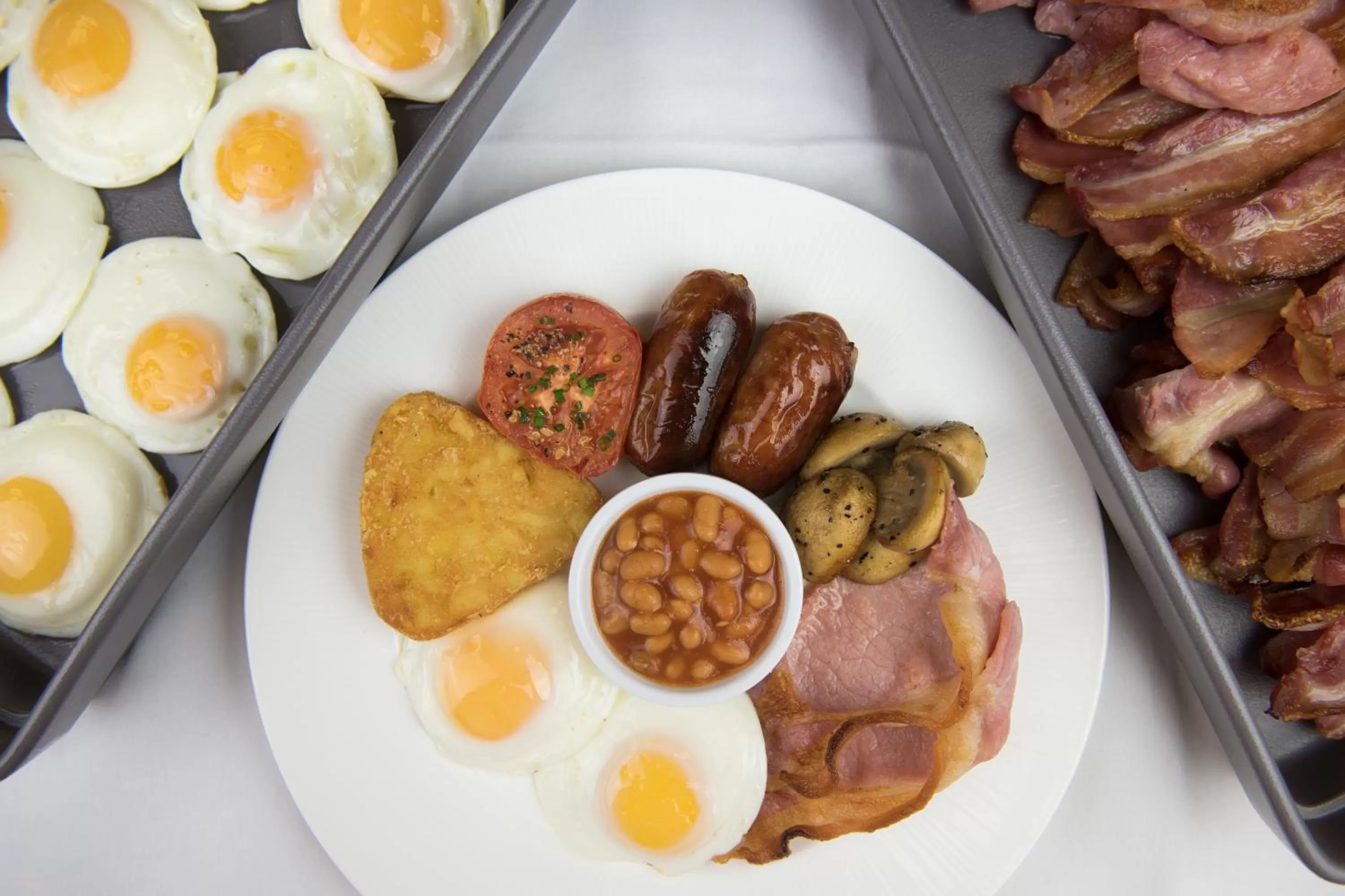 English/Irish breakfast in Sofitel London Gatwick