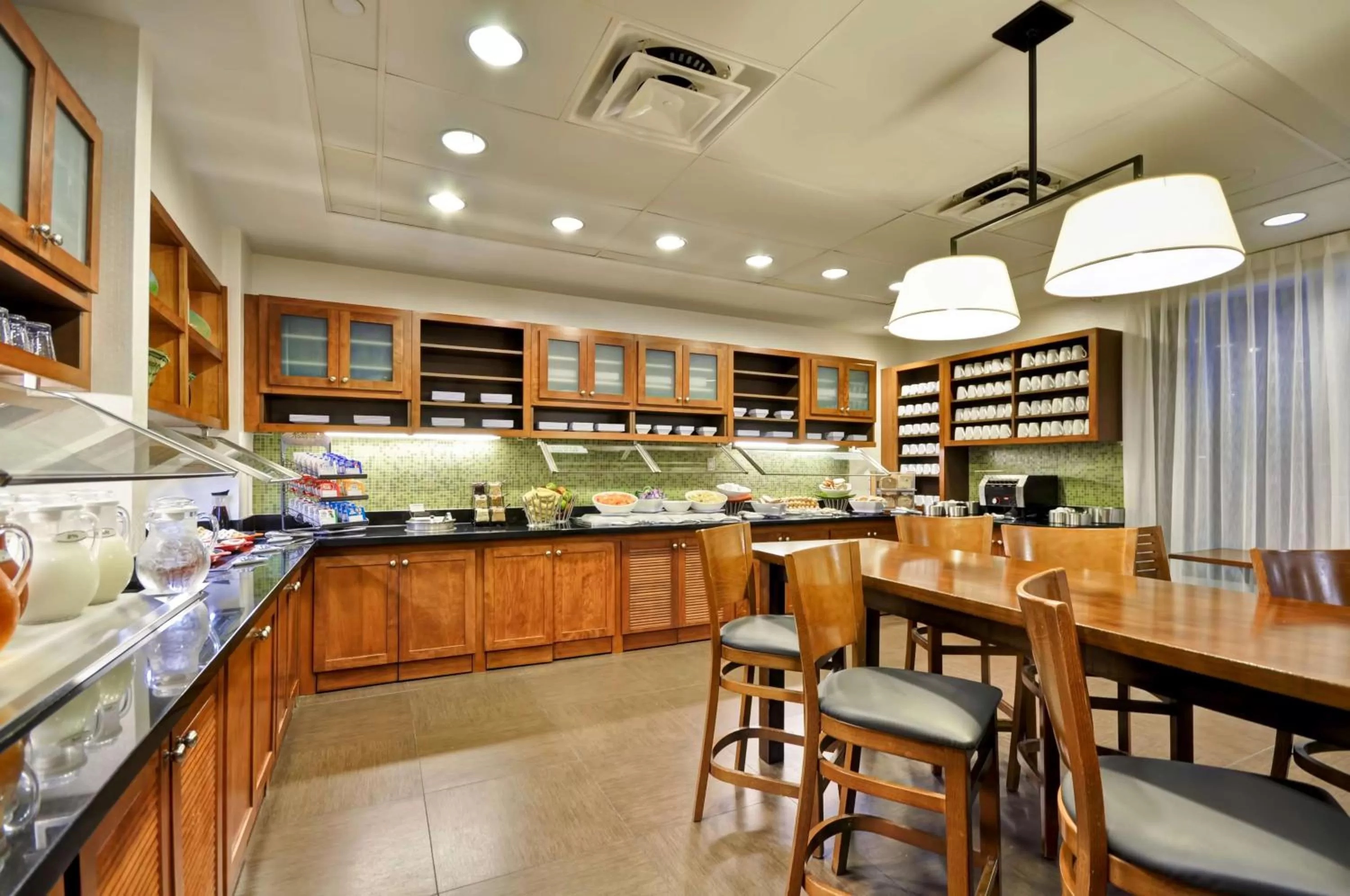 Restaurant/places to eat in Hyatt Place Tampa Airport/Westshore