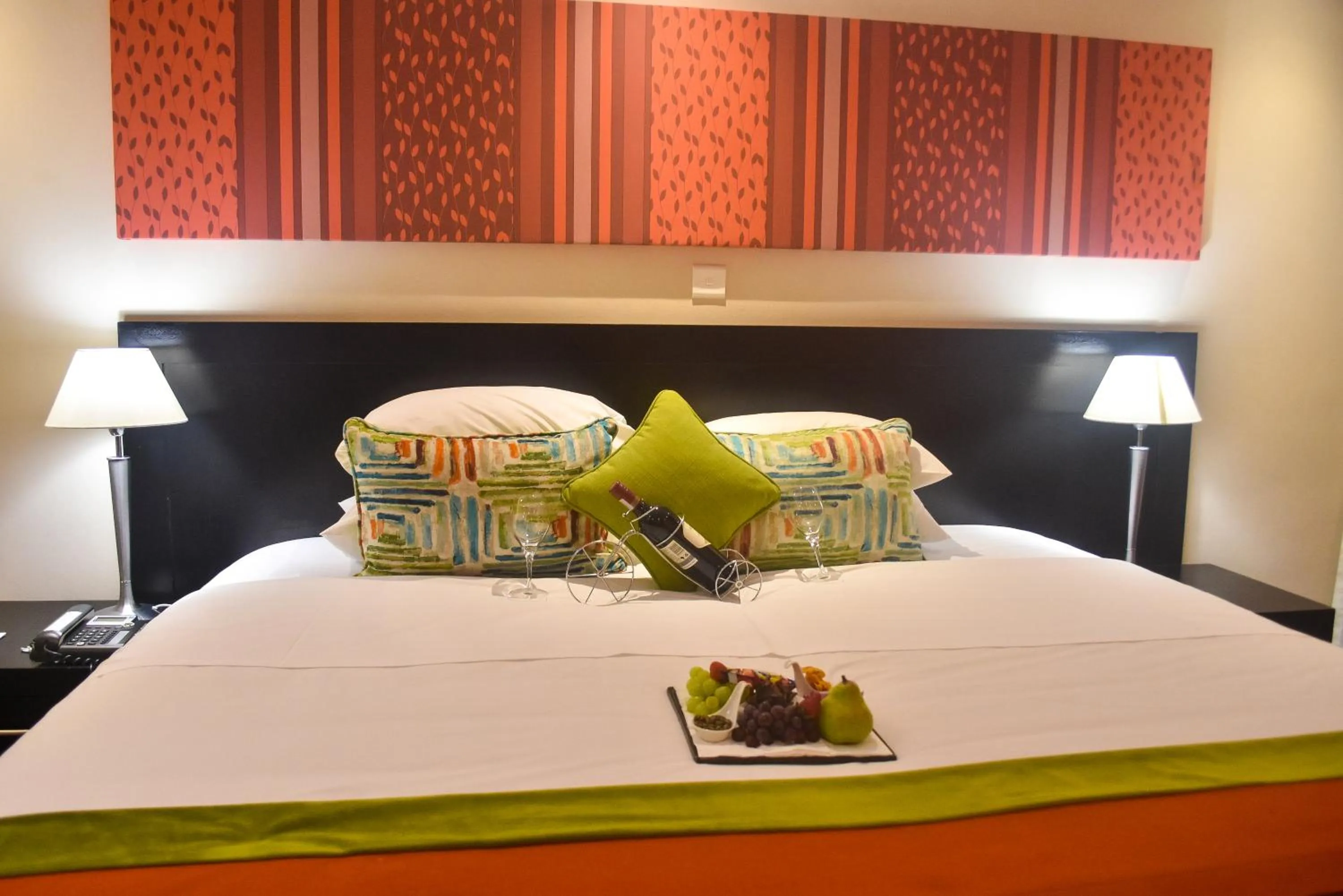 Bedroom, Bed in Cresta Lodge Gaborone