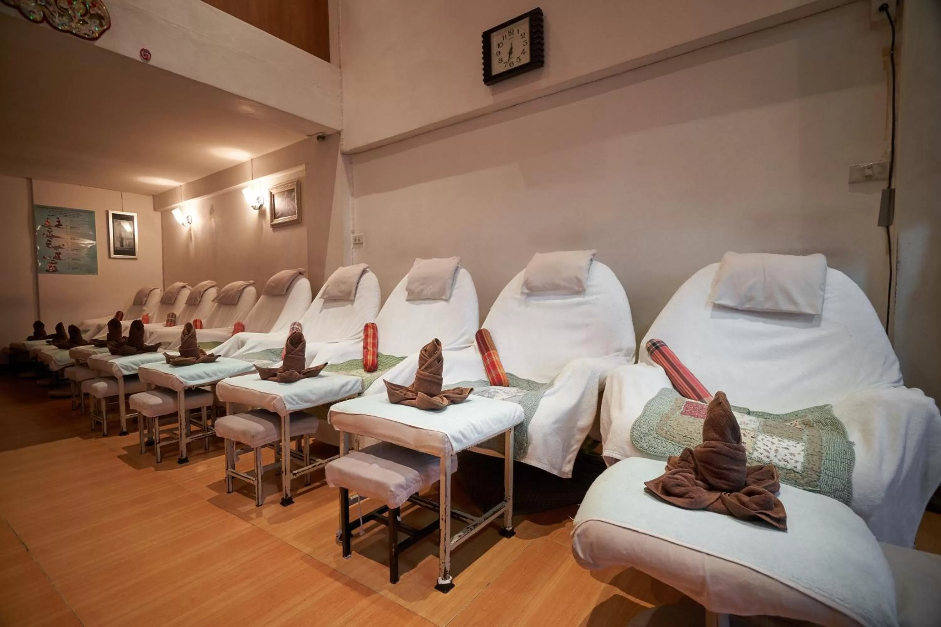 Massage in KC Place Hotel Pratunam