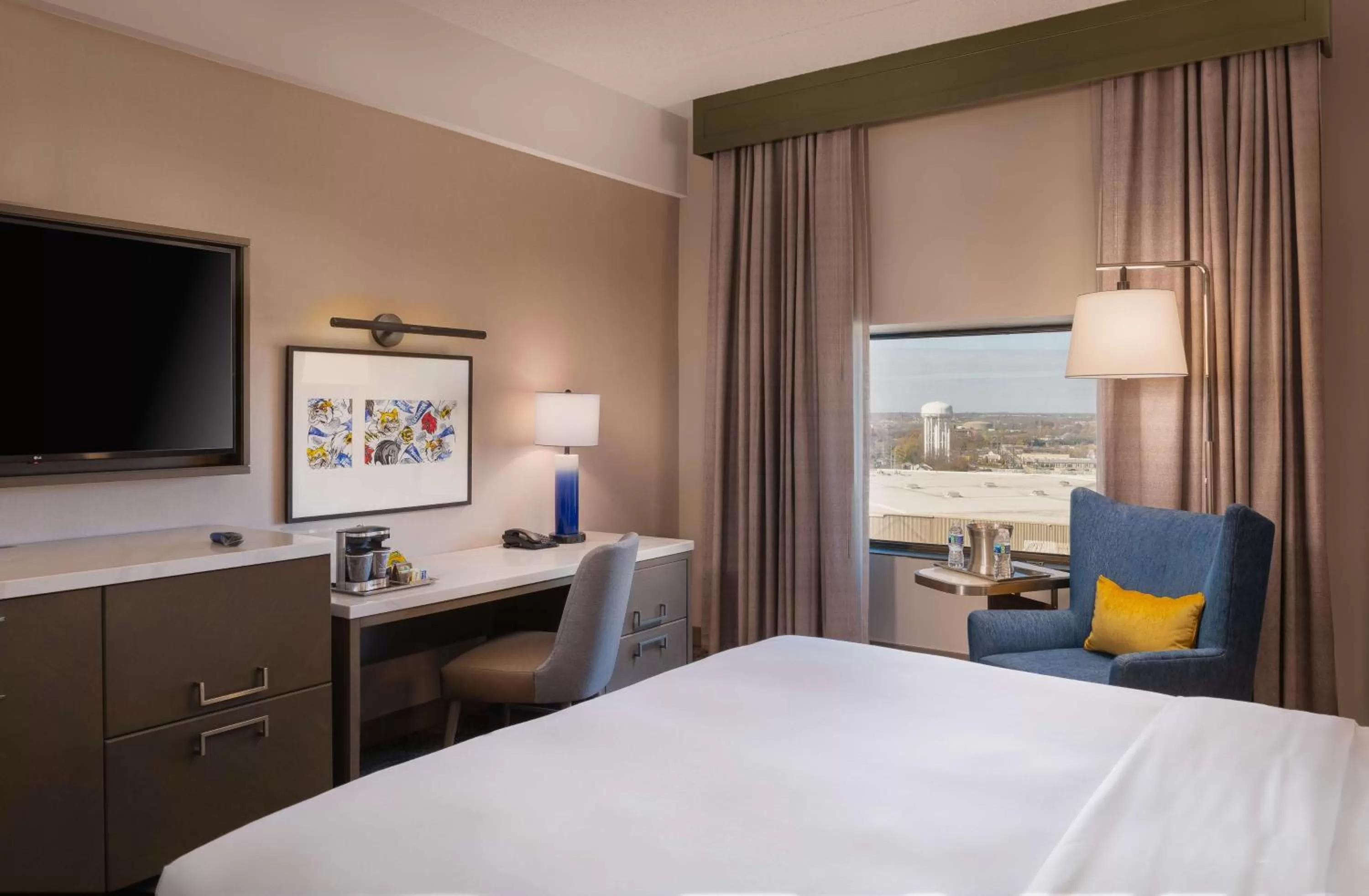 Executive King Room with Park View in Hilton Lexington Downtown