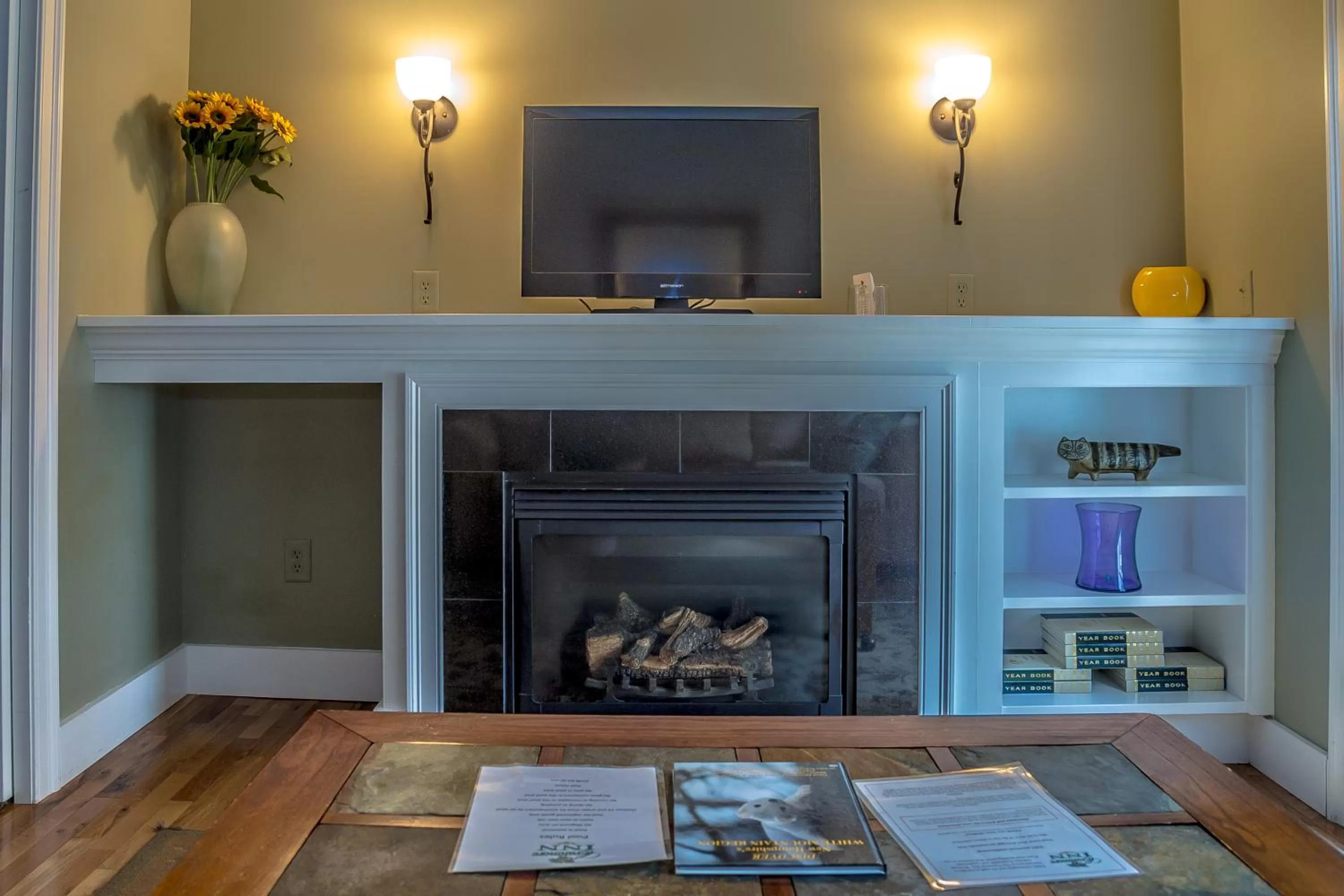 Seating area in Cranmore Inn