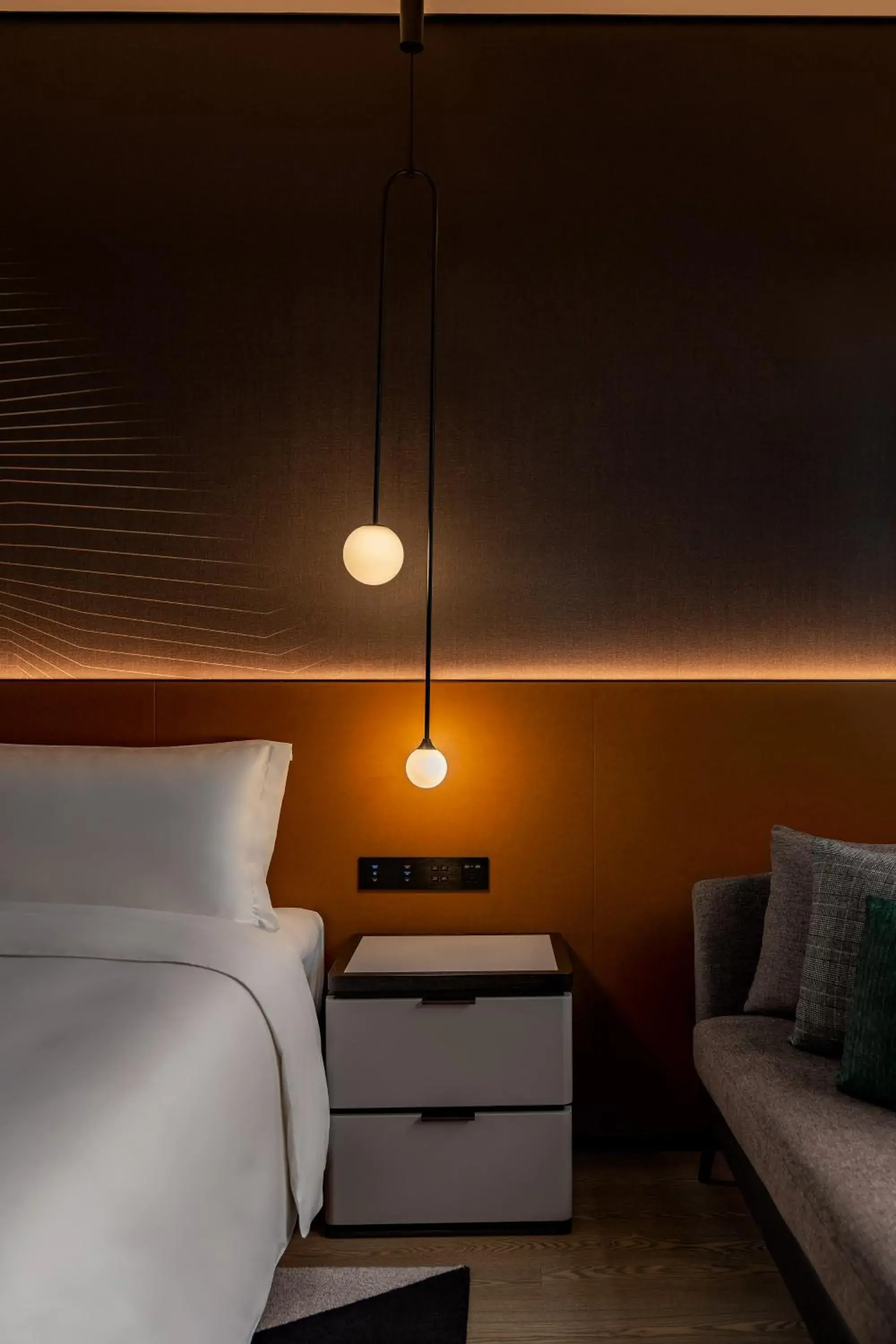 Deluxe King Room in The G Shenzhen, A Tribute Portfolio Hotel Deluxe King Room in The G Shenzhen, A Tribute Portfolio Hotel