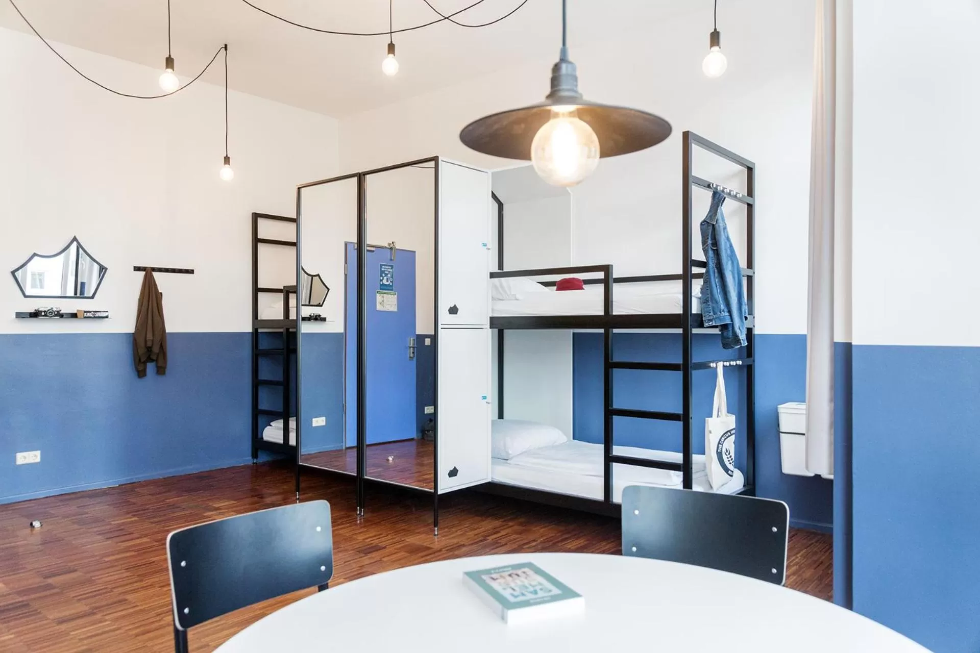 bunk bed, Bed in The Circus Hostel