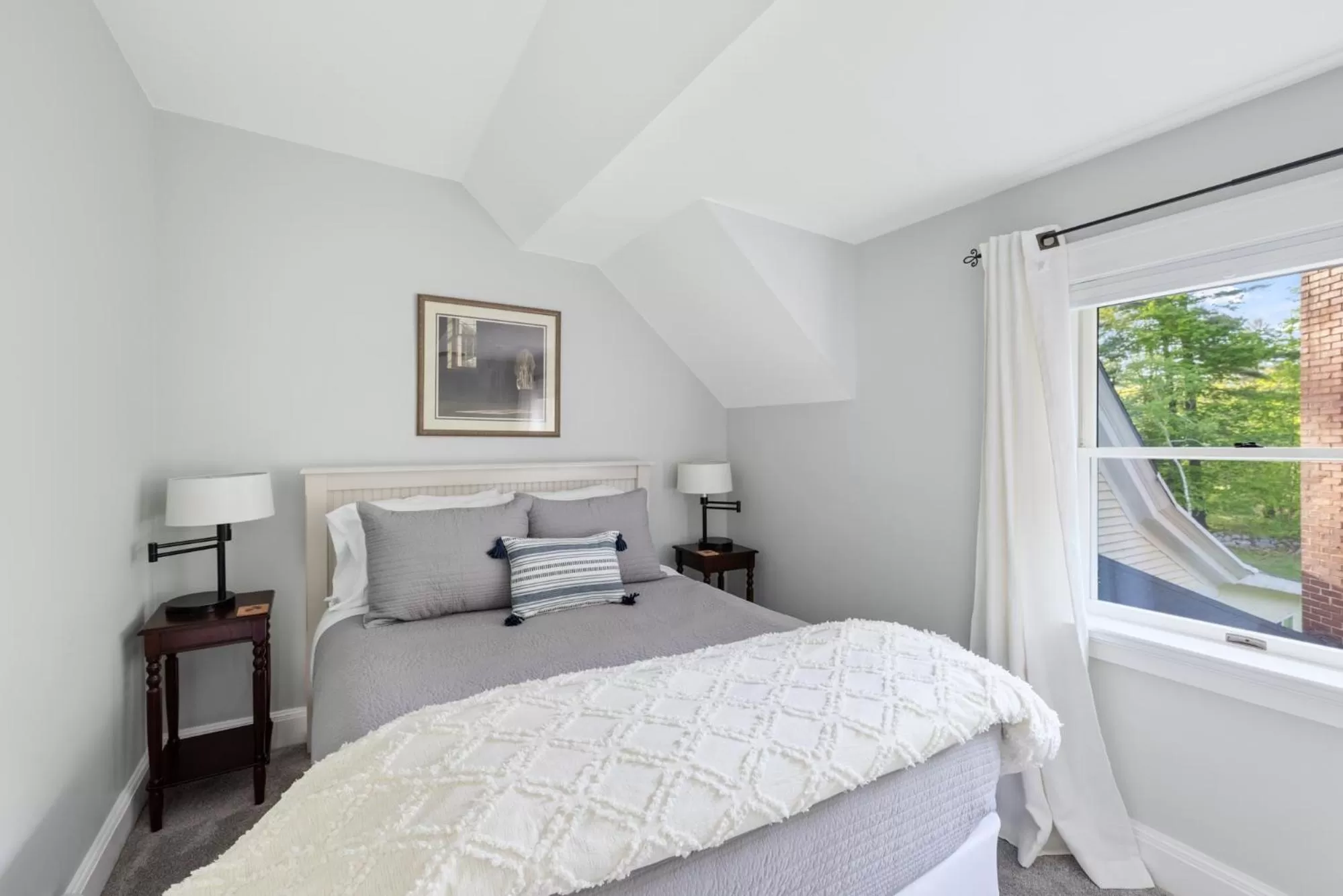 Bed in Noble House Inn