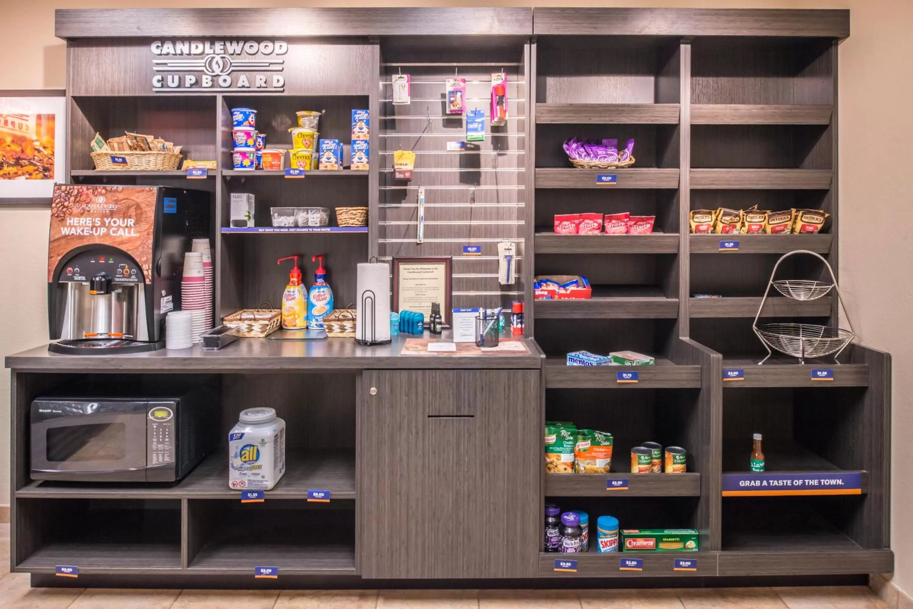 On-site shops in Candlewood Suites Paducah by IHG