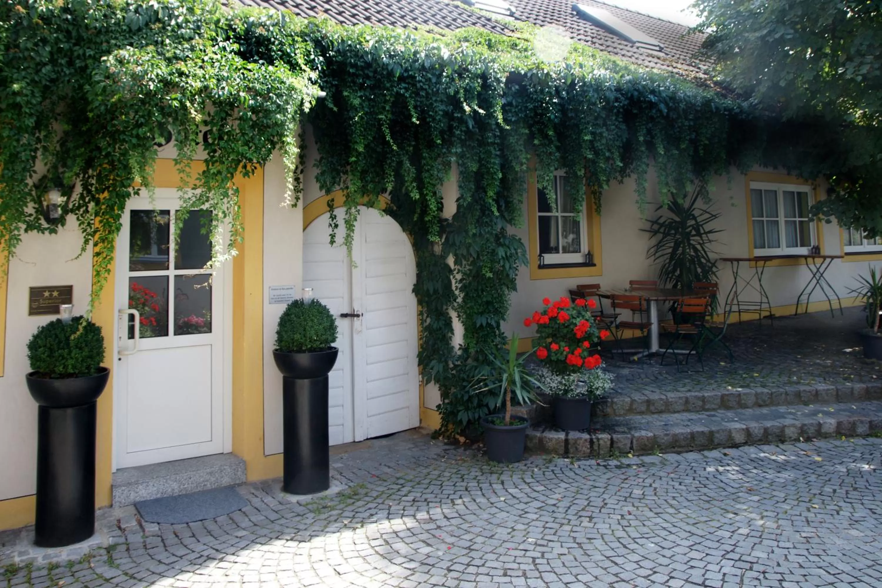 Garden, Property Building in Landgasthof Hotel Rittmayer