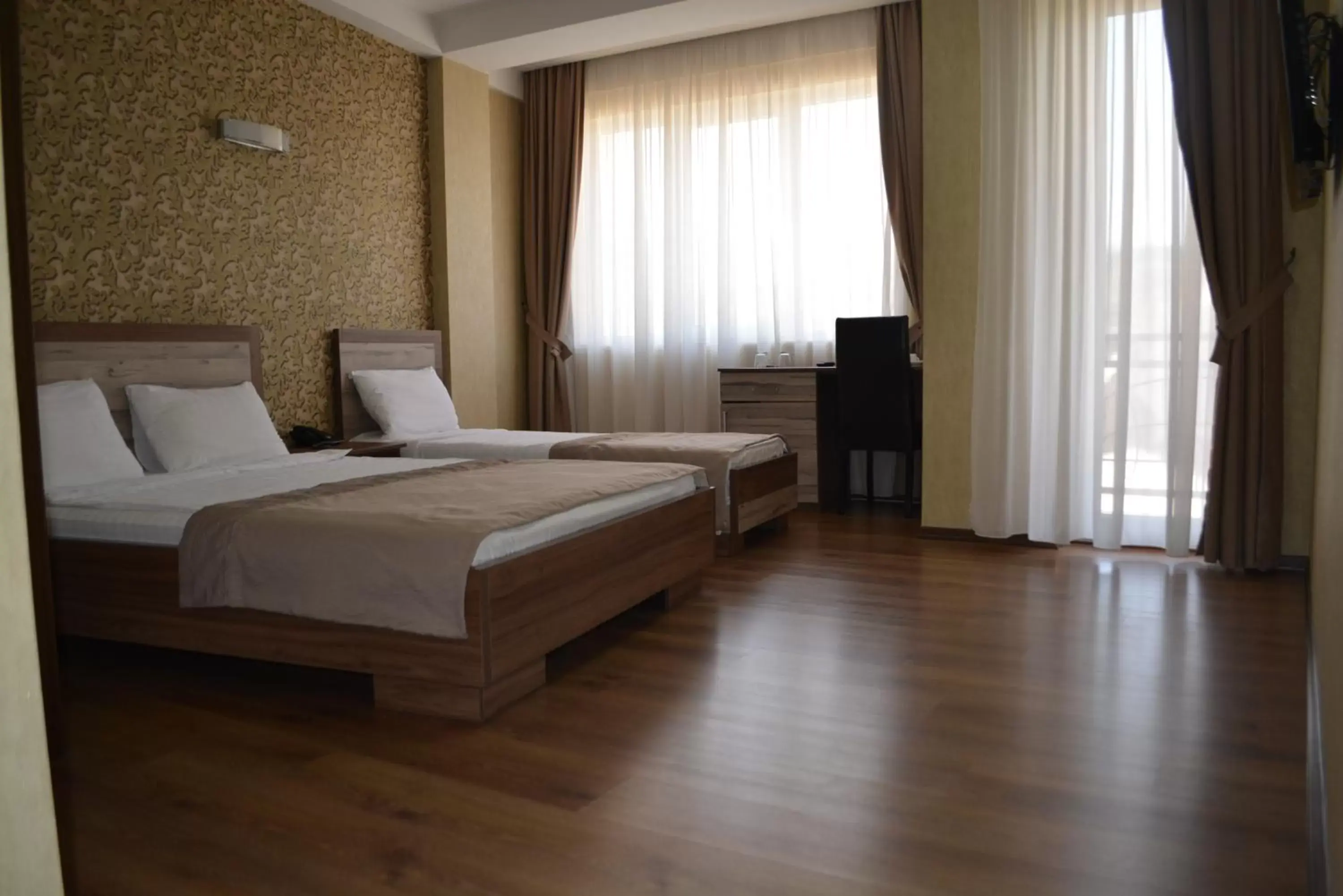 Family Room with Balcony in Hotel Gureli Family Room with Balcony in Hotel Gureli