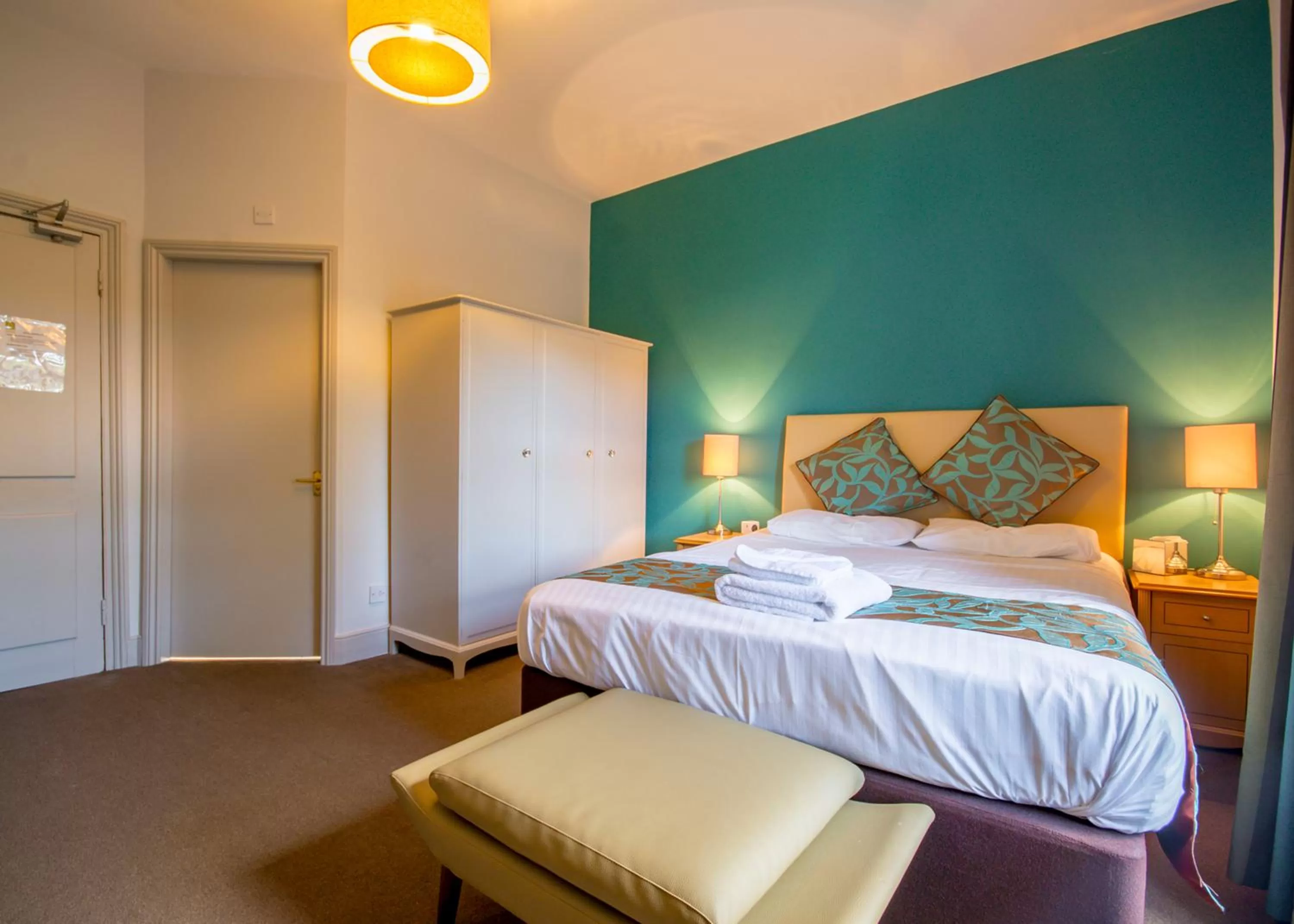 Photo of the whole room, Bed in Coquetvale Hotel