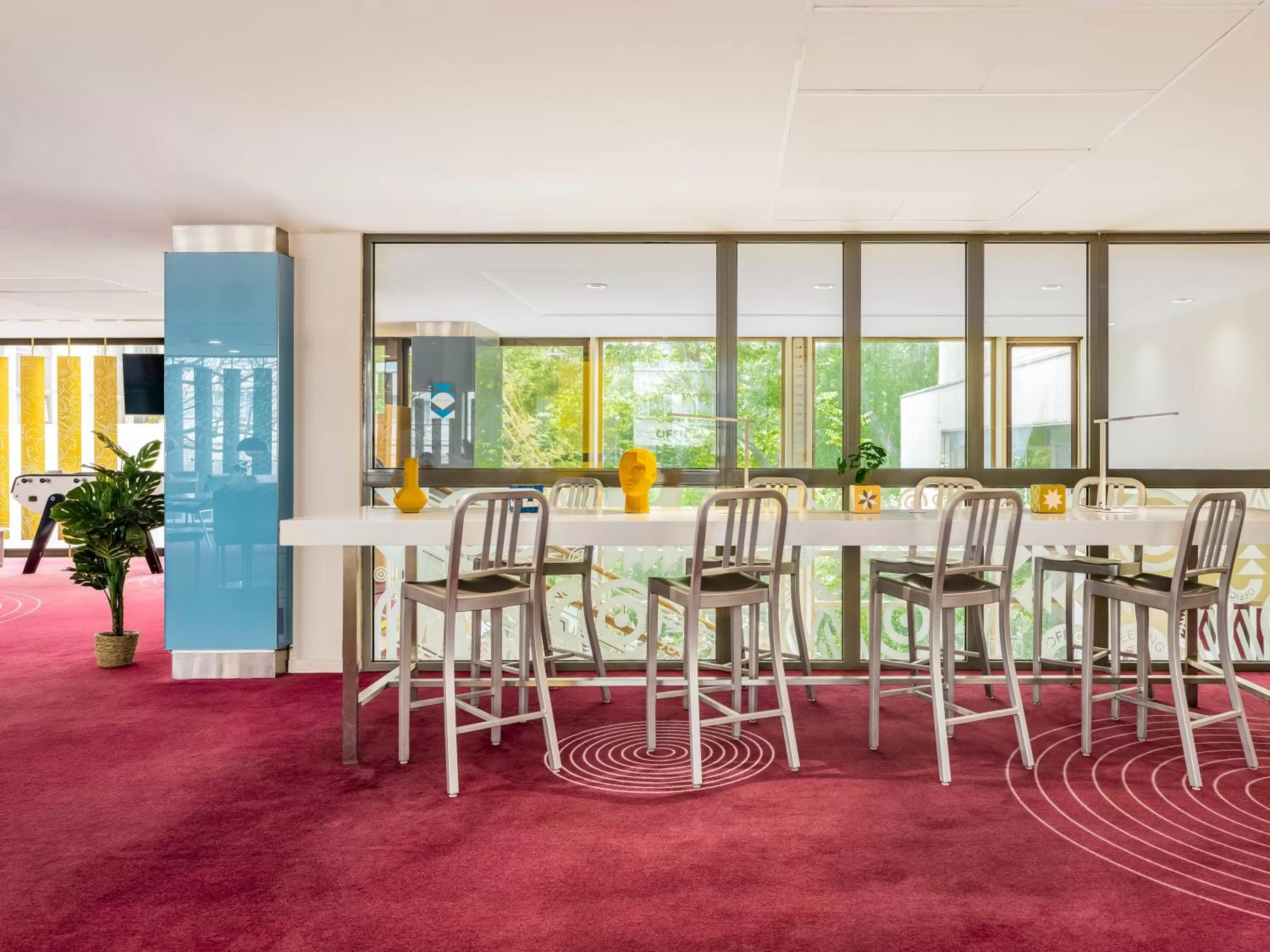 Lounge or bar in Mercure Paris Centre Tour Eiffel