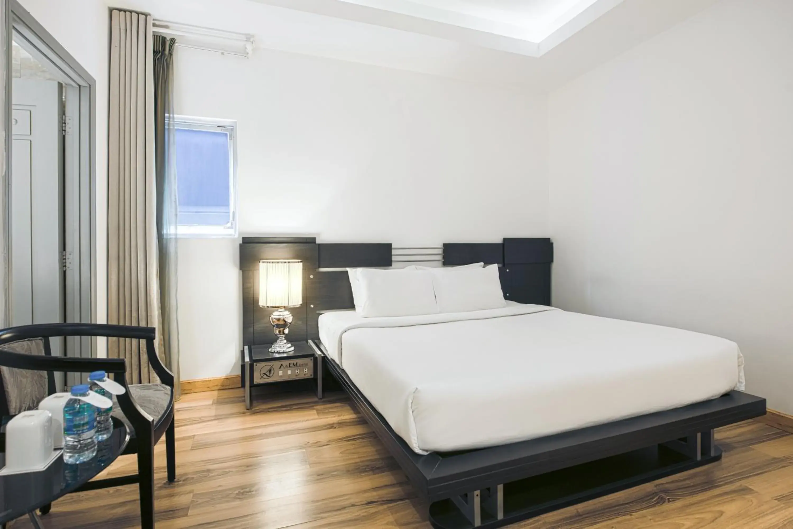 Superior Double Room in A&EM - The Petit Hotel Superior Double Room in A&EM - The Petit Hotel