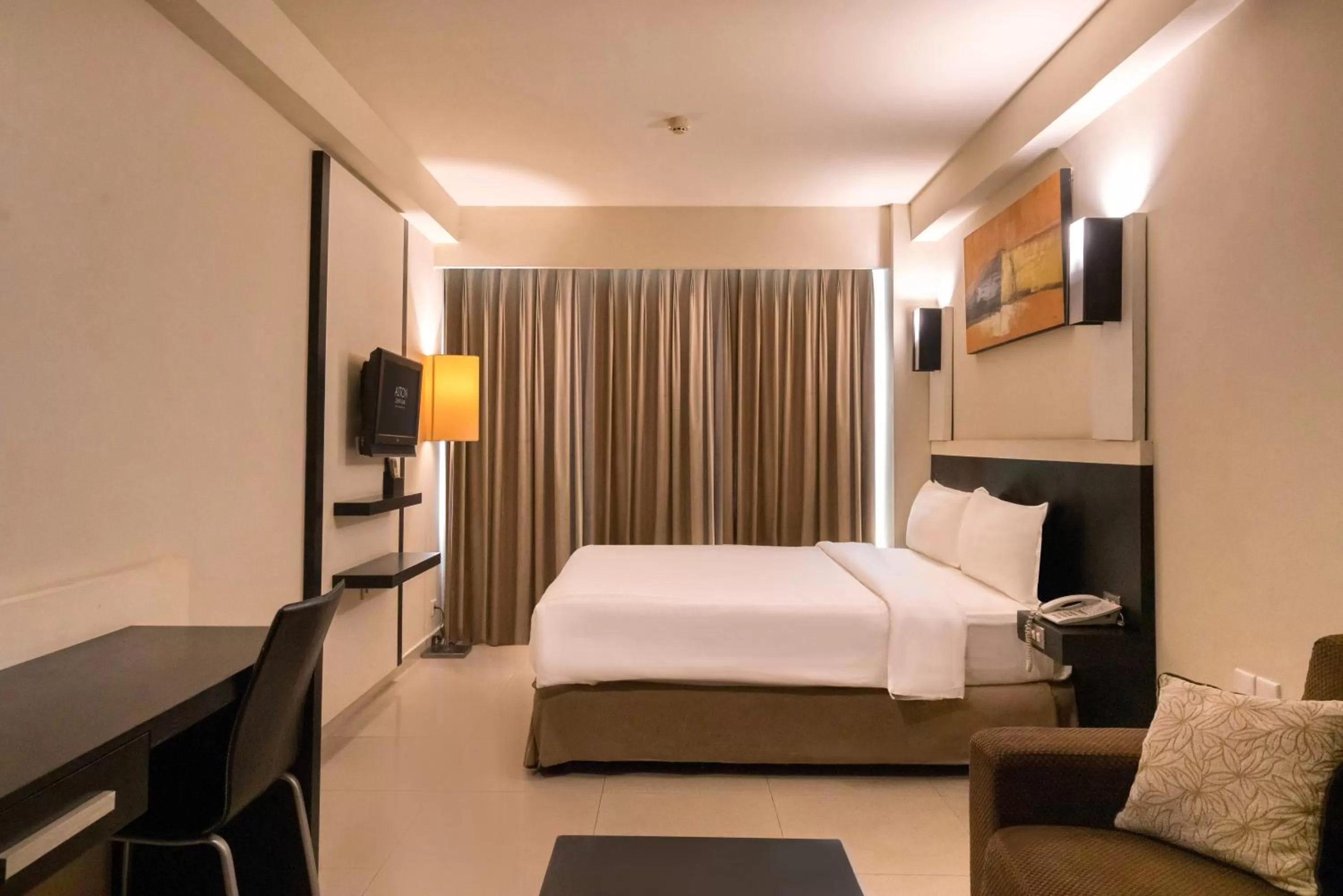 Bed in Aston Denpasar Hotel & Convention