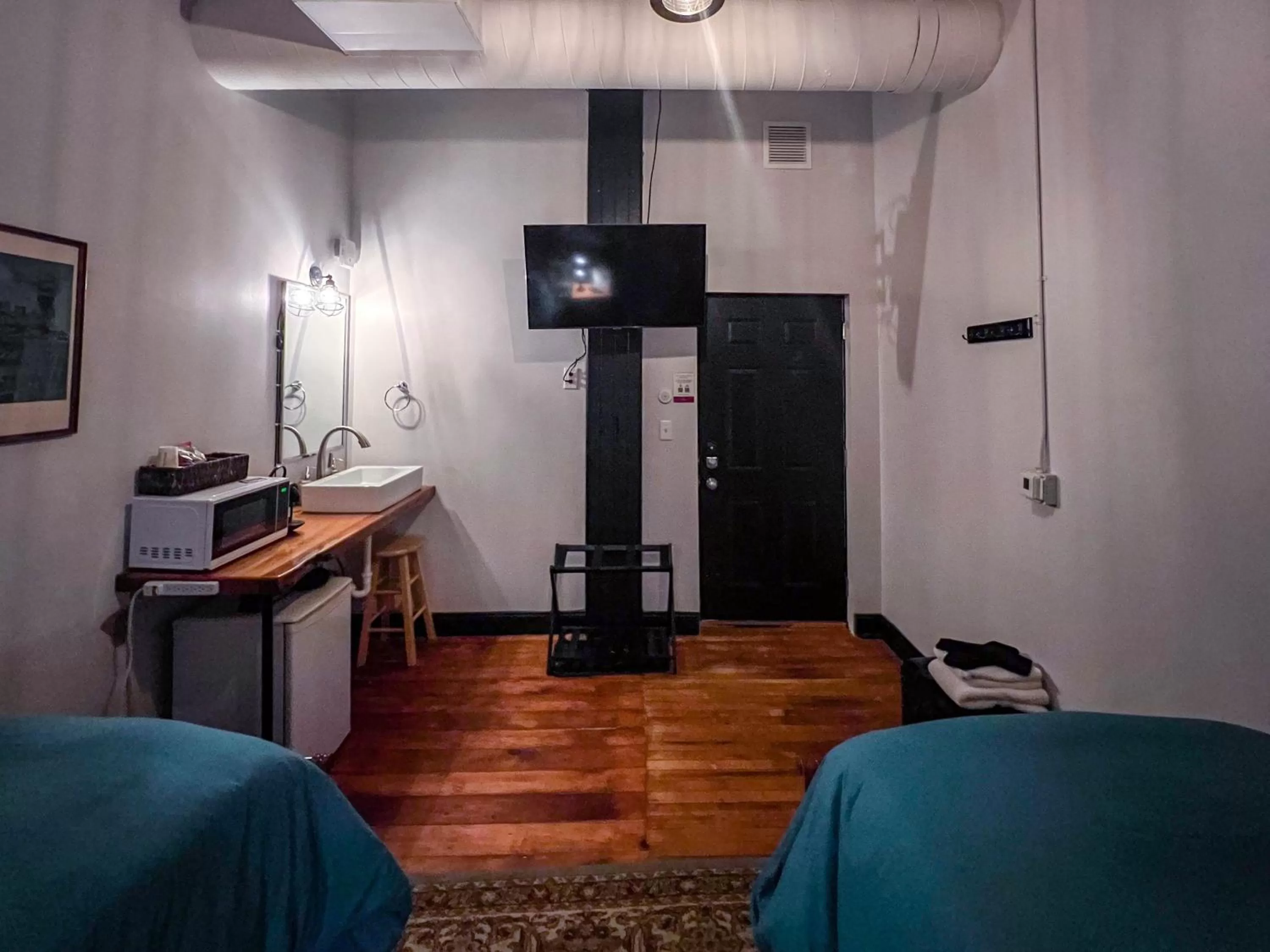 TV and multimedia in The Oliver Inn