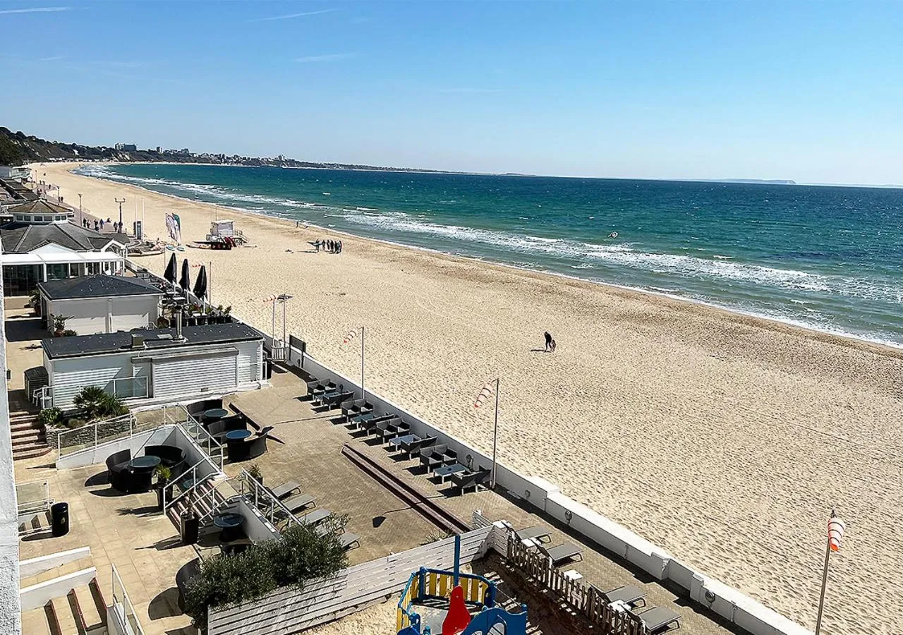 Beach in Sandbanks Hotel
