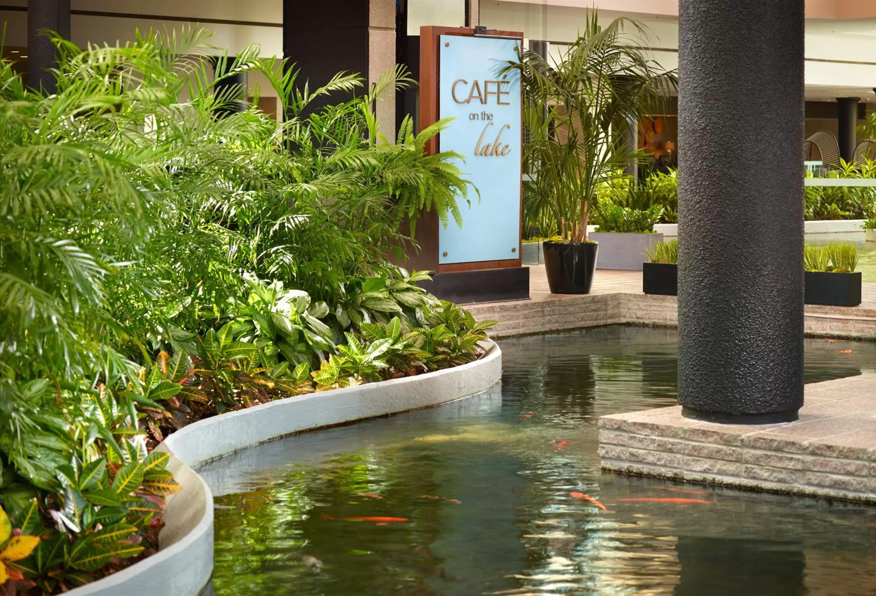 Restaurant/places to eat in Hyatt Regency Houston West