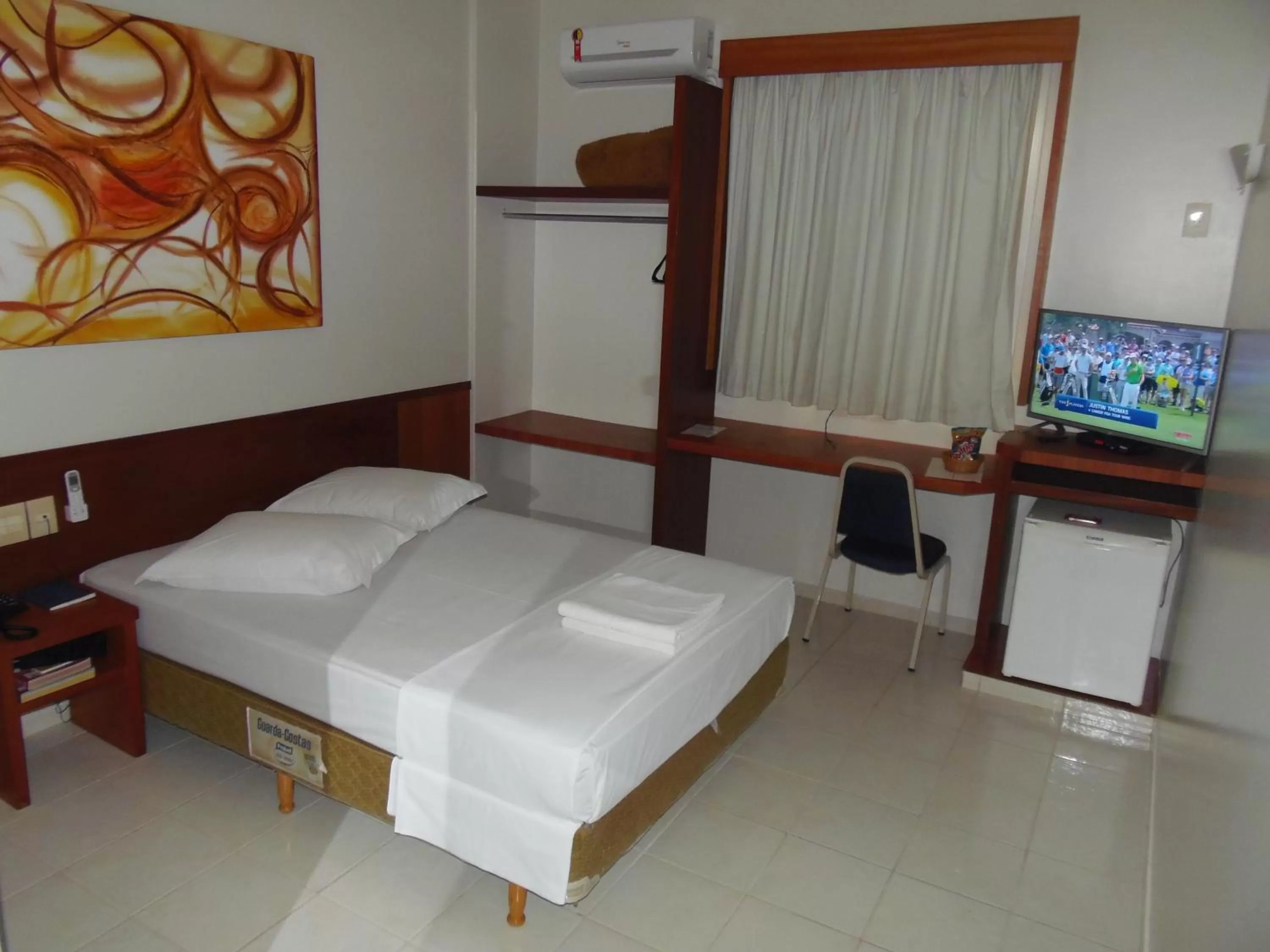 Bathroom, Bed in Sanare Hotel