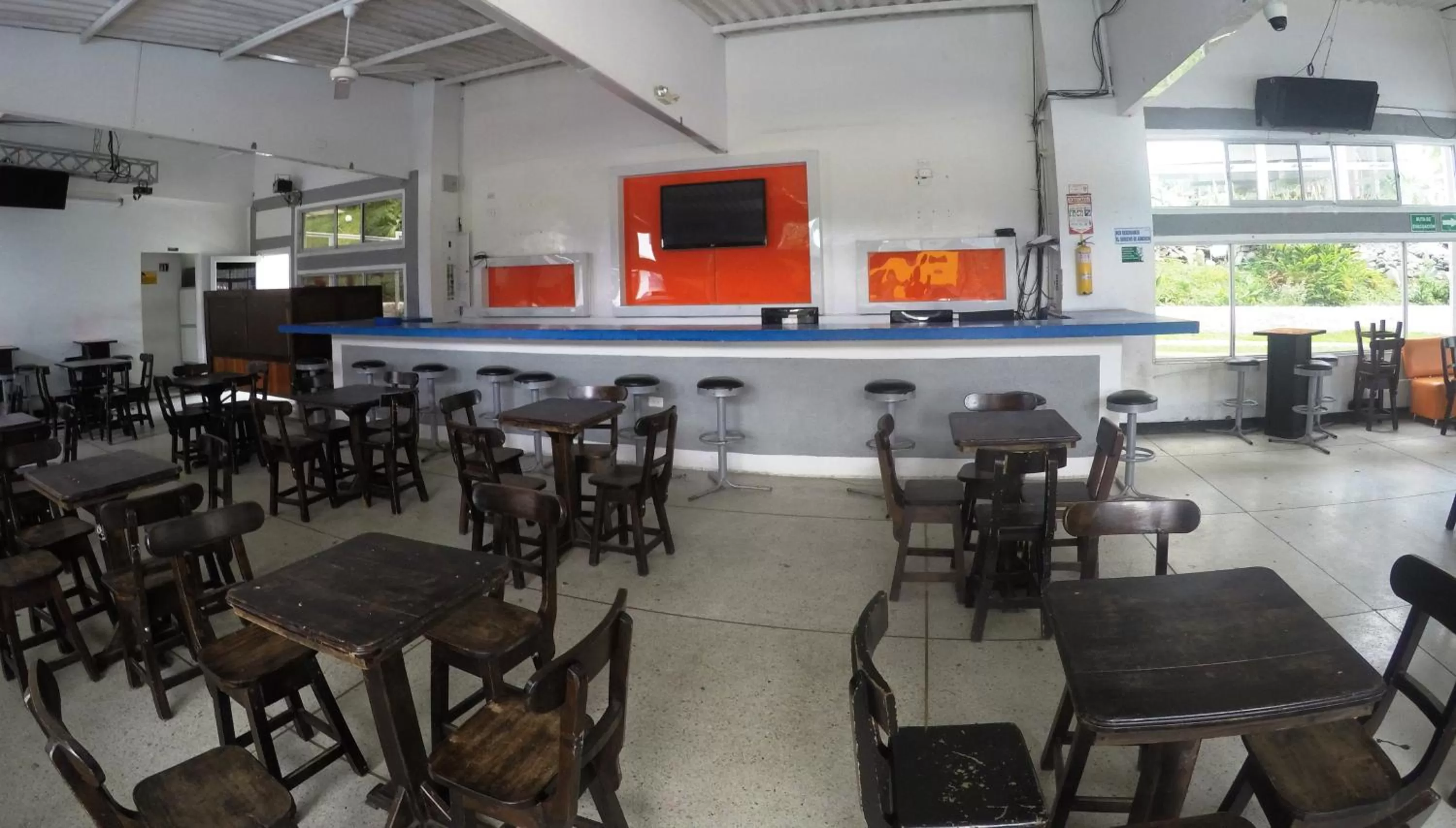 Karaoke, Restaurant/Places to Eat in Sky Club Eco Hotel